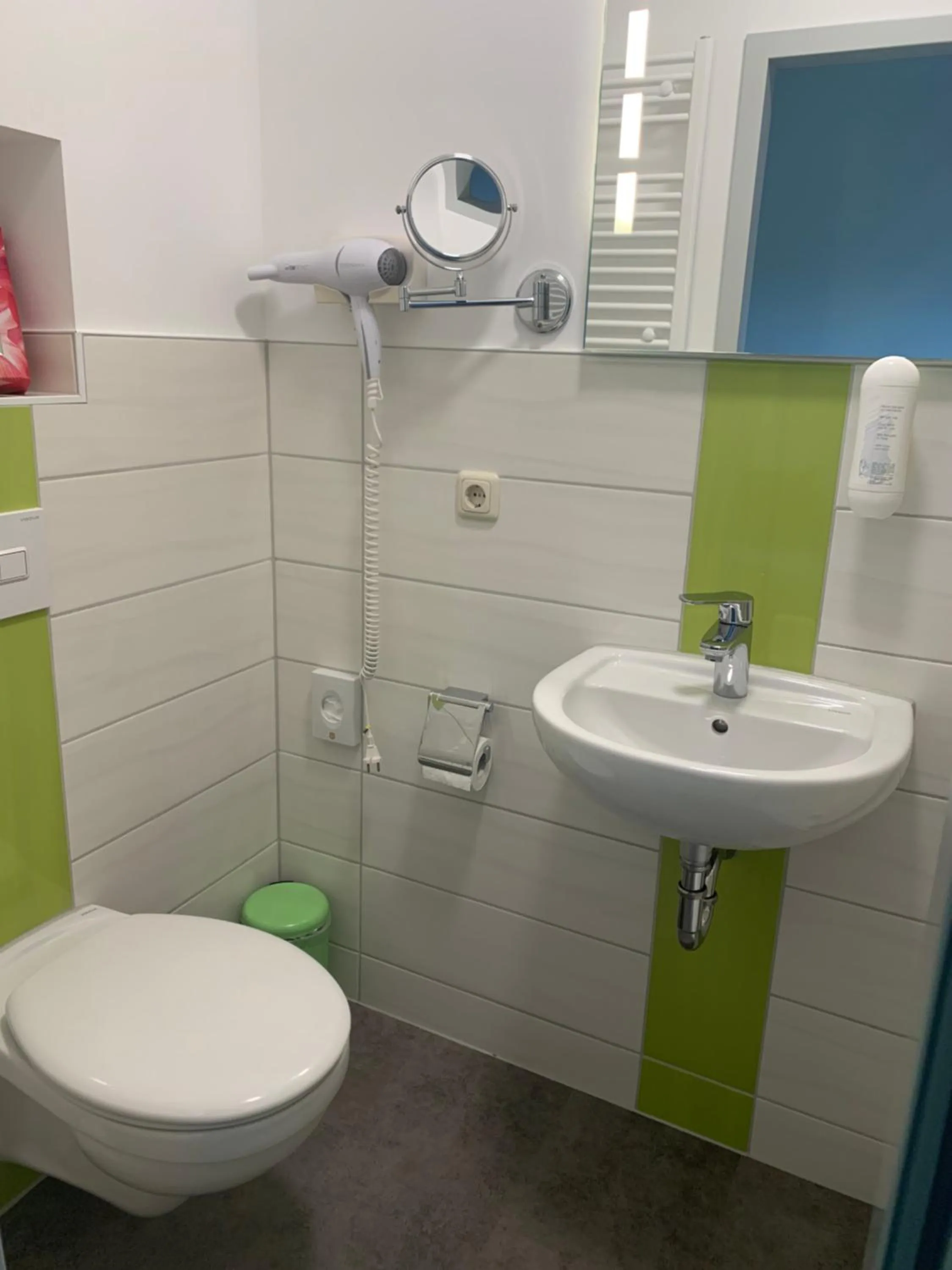 Toilet in Hotel Bannewitz B&B