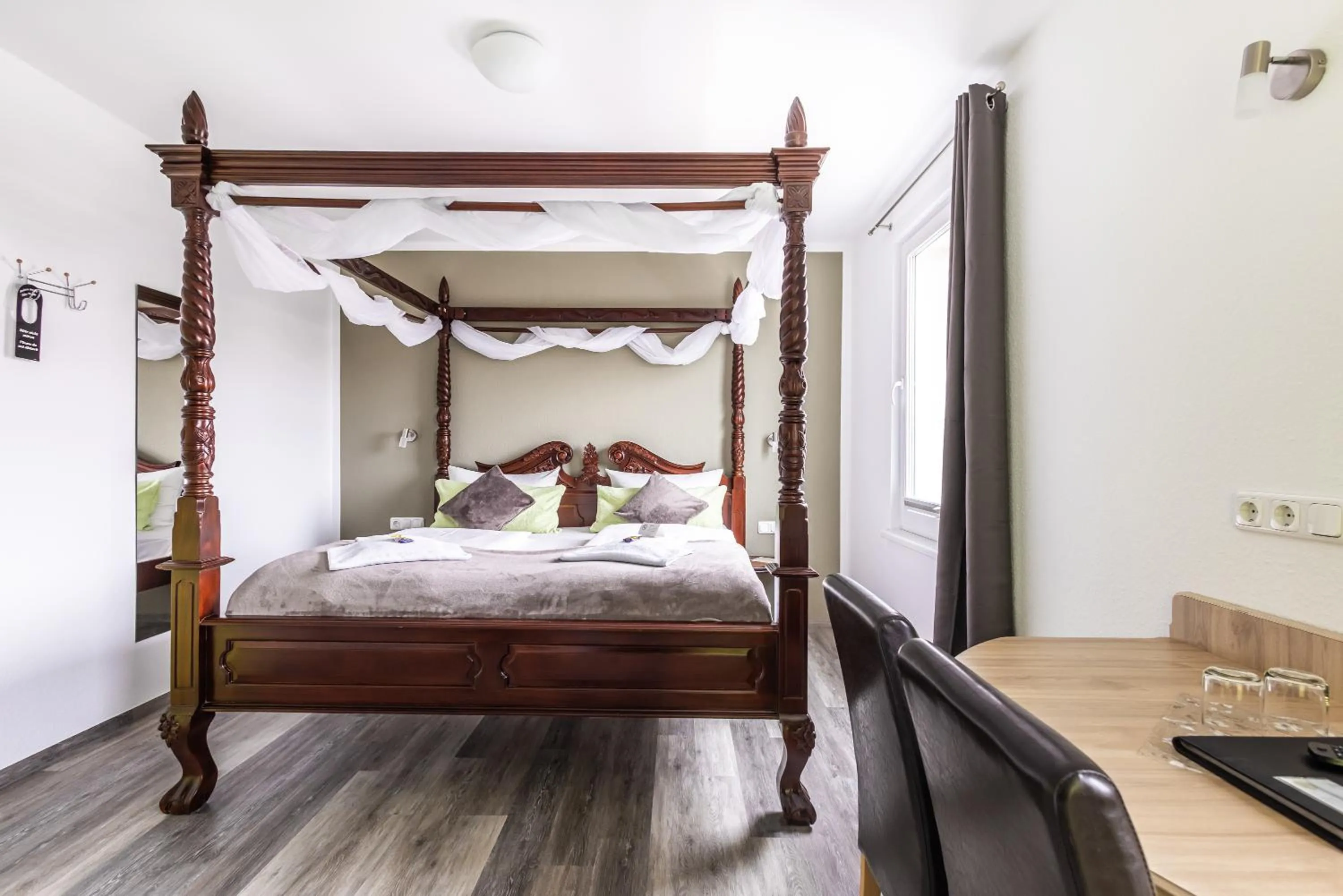 Photo of the whole room, Bed in Hotel Bannewitz B&B