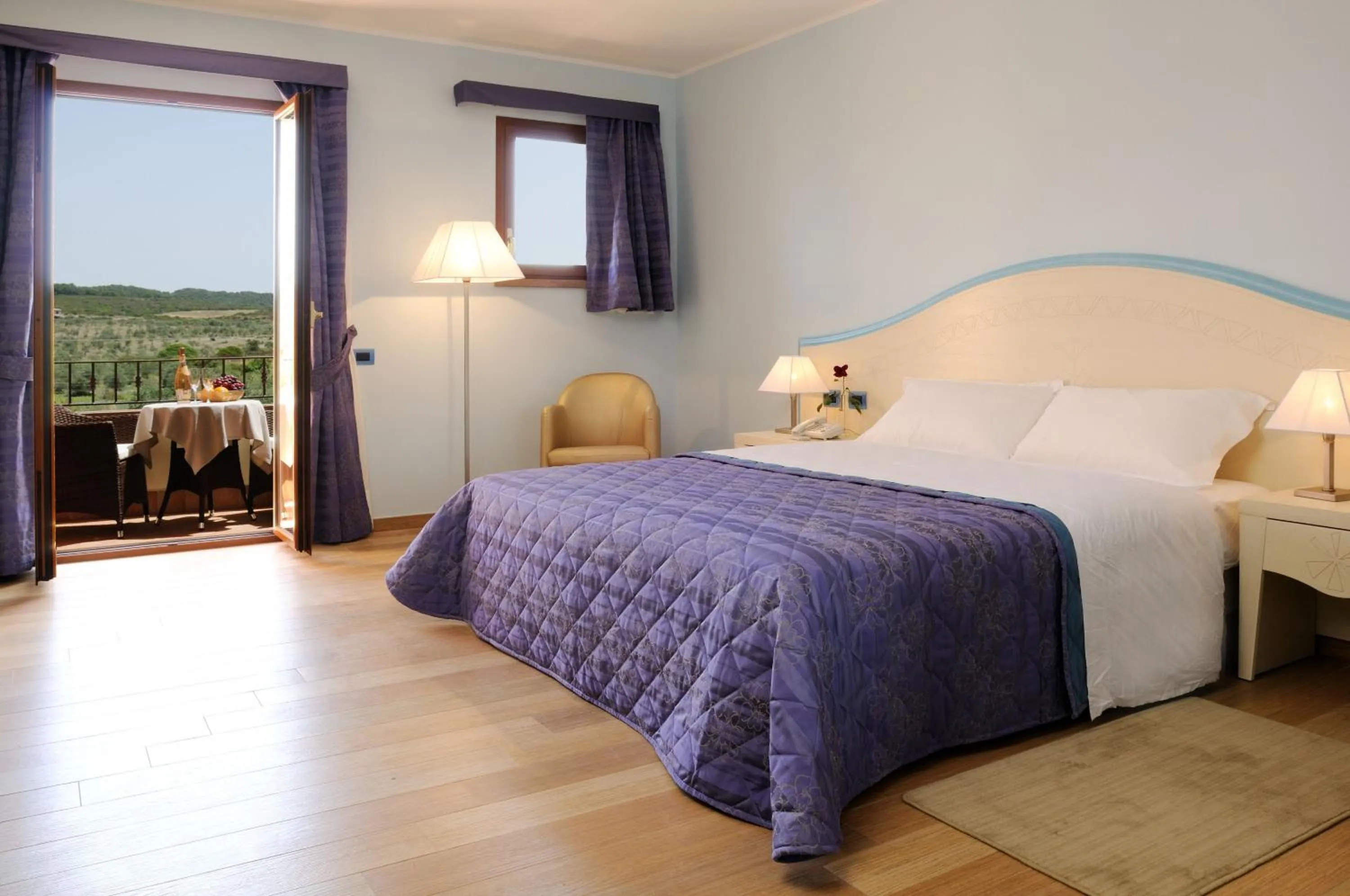 Bed in Hotel Sa Cheya Relais & Spa