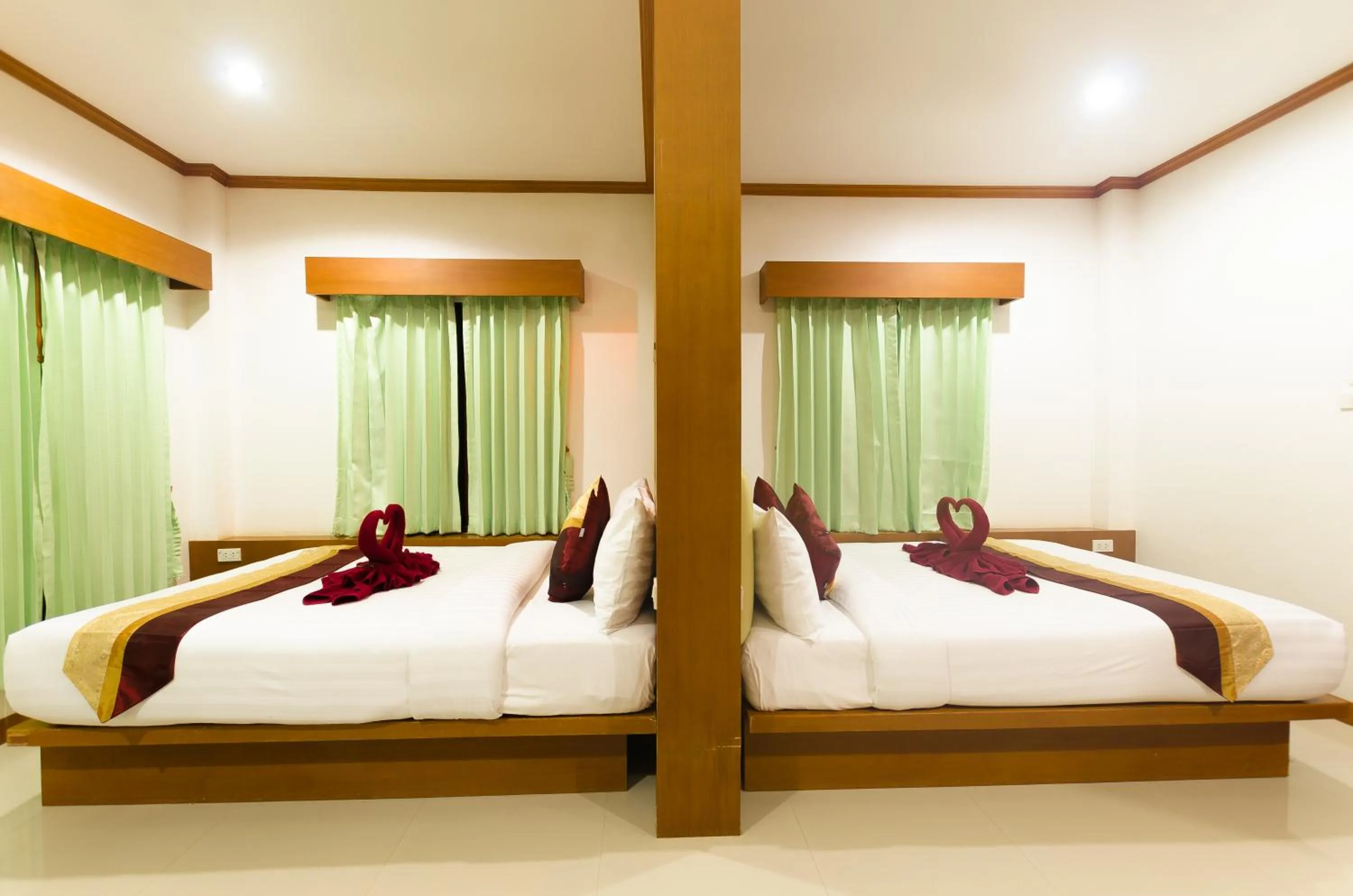 Bed in Sleep In Lanta Resort