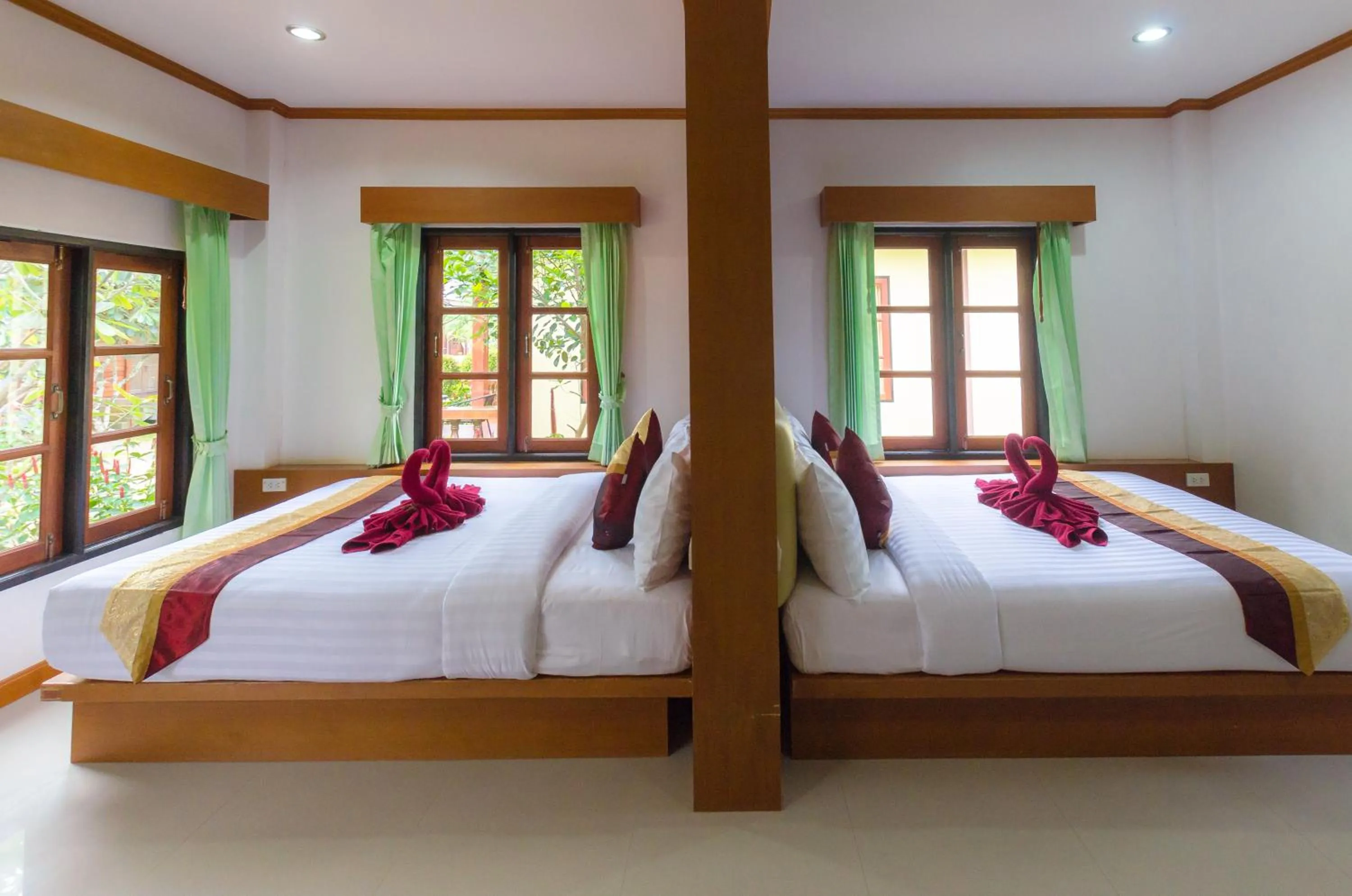 Bed in Sleep In Lanta Resort