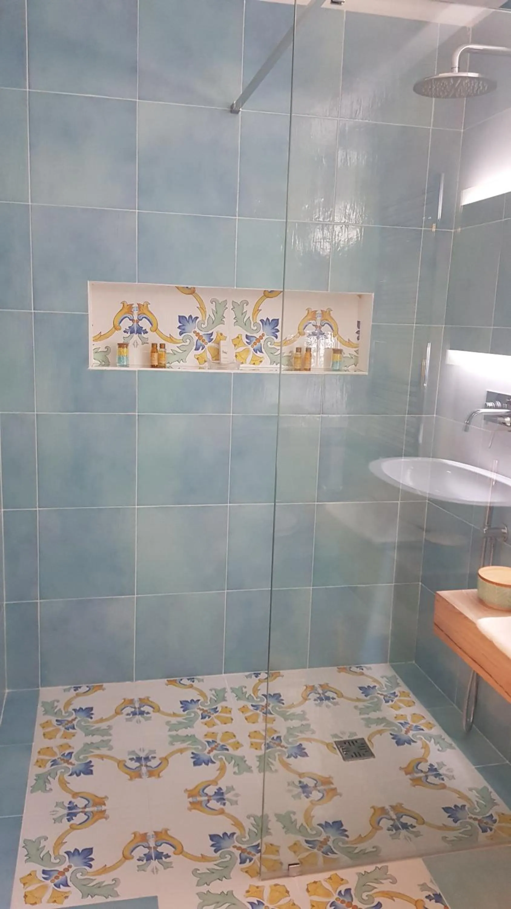 Shower in Residence San Mattia