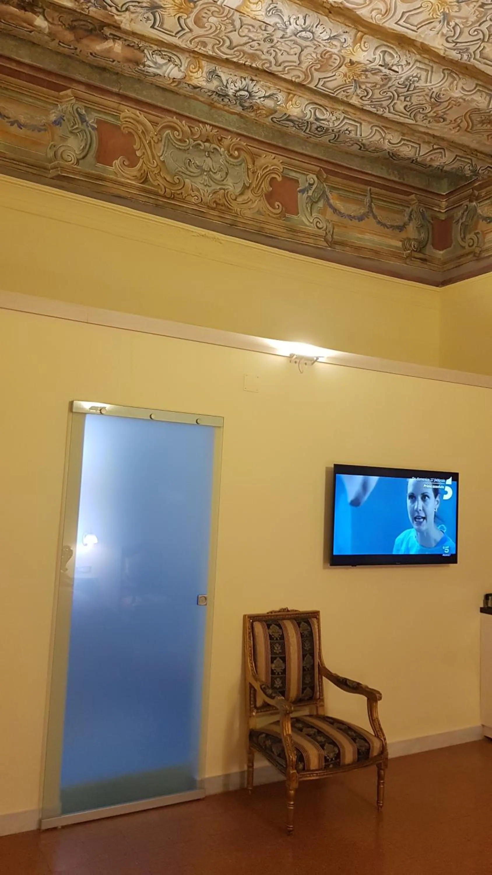 TV and multimedia in Residence San Mattia