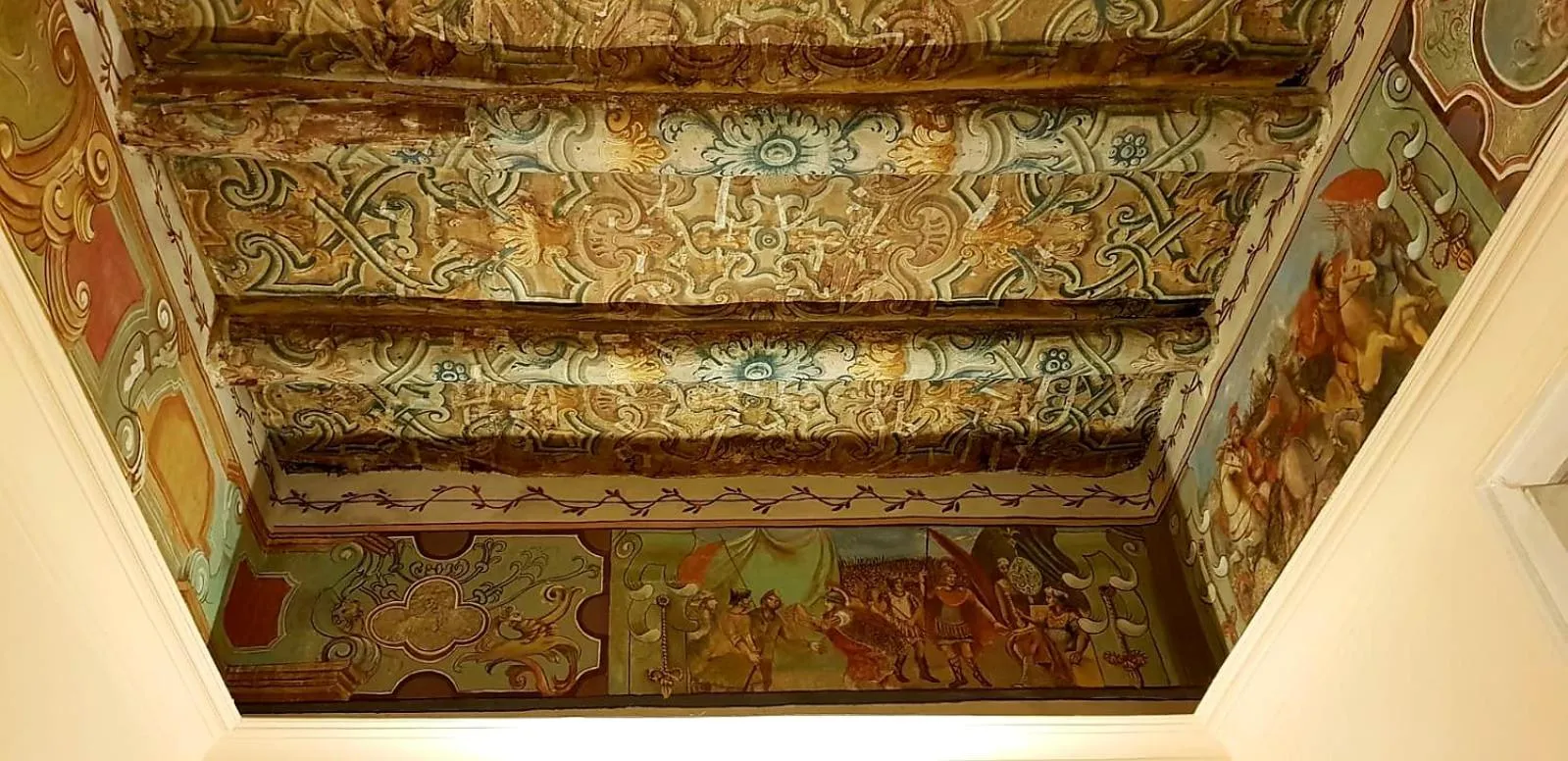 Decorative detail in Residence San Mattia