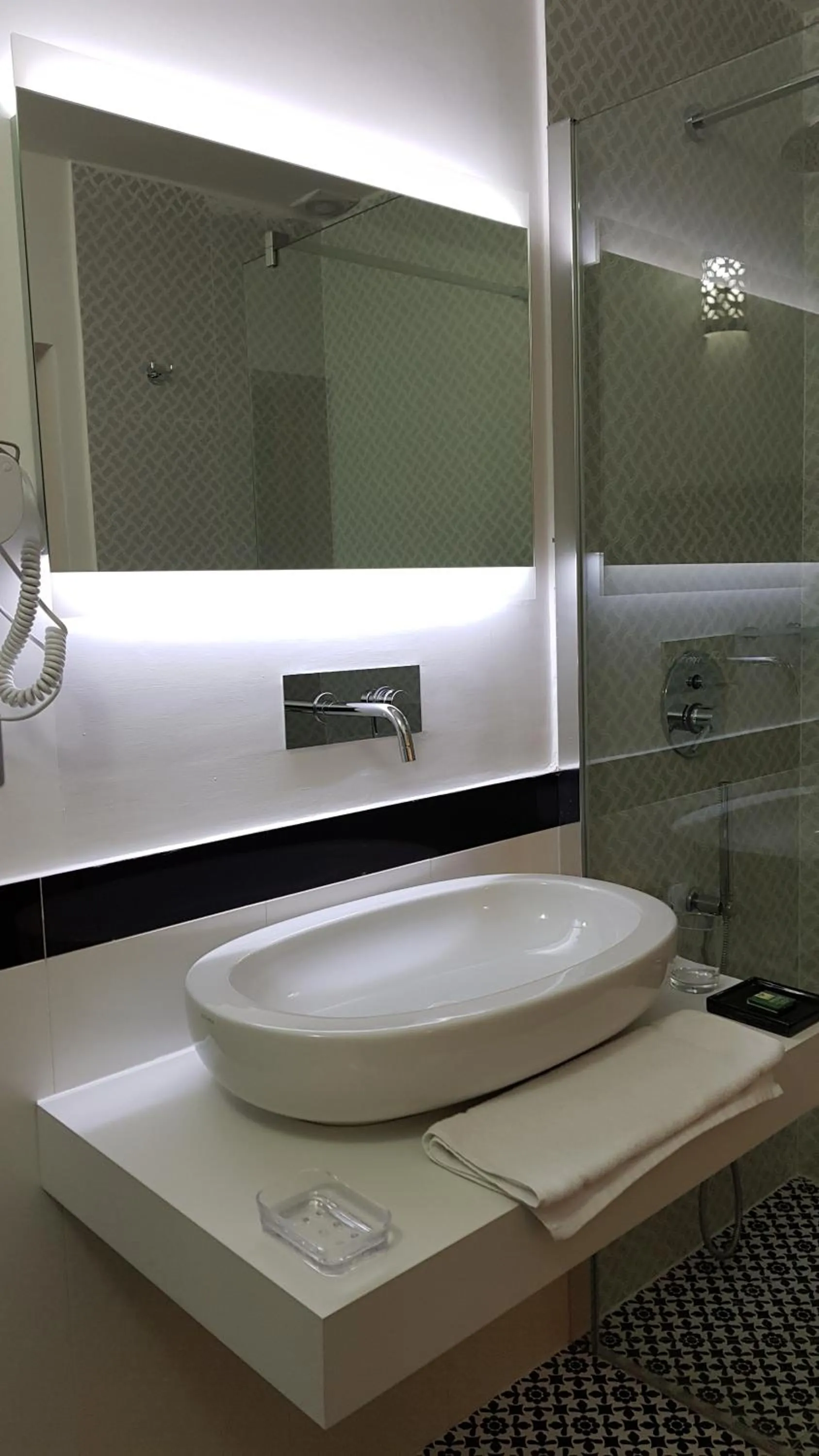 Shower in Residence San Mattia