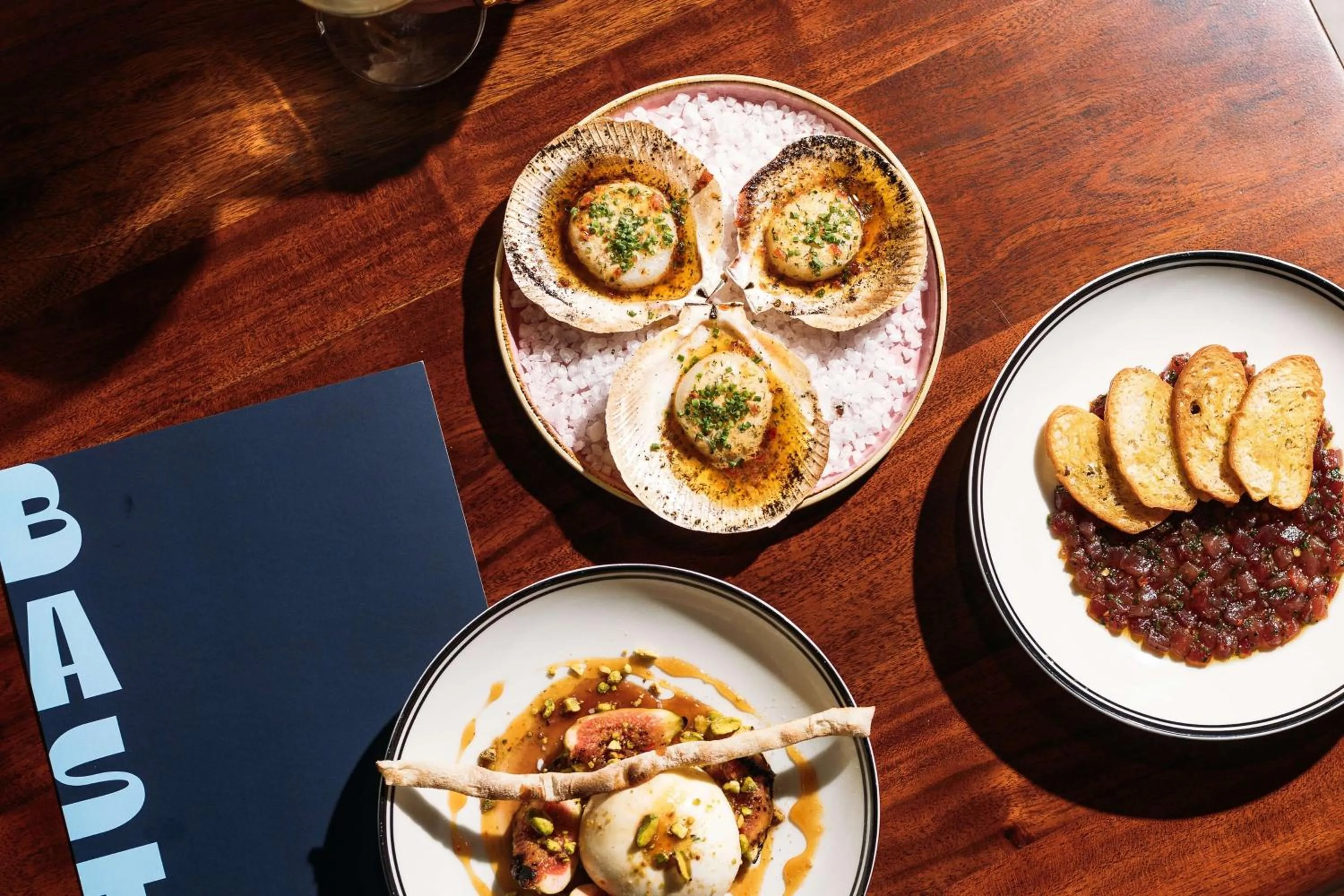 Food and drinks in Hotel TOTTO Wollongong