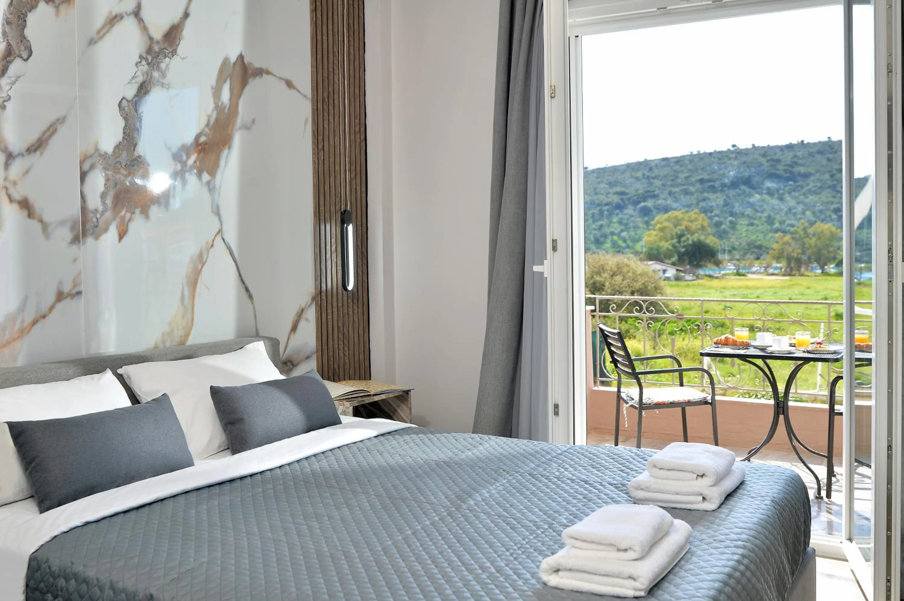 Bed in ID Holiday Living