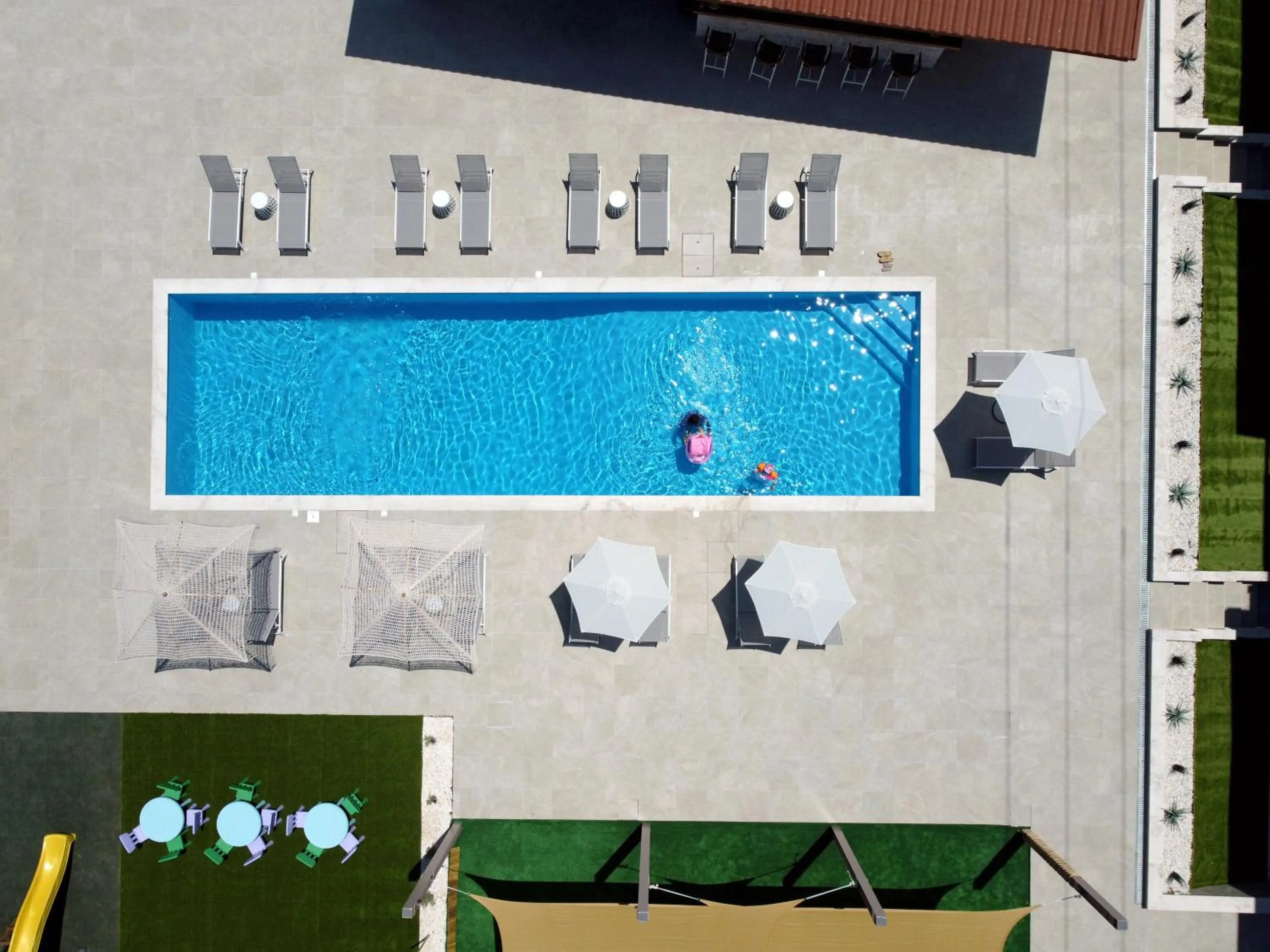 Swimming pool in ID Holiday Living