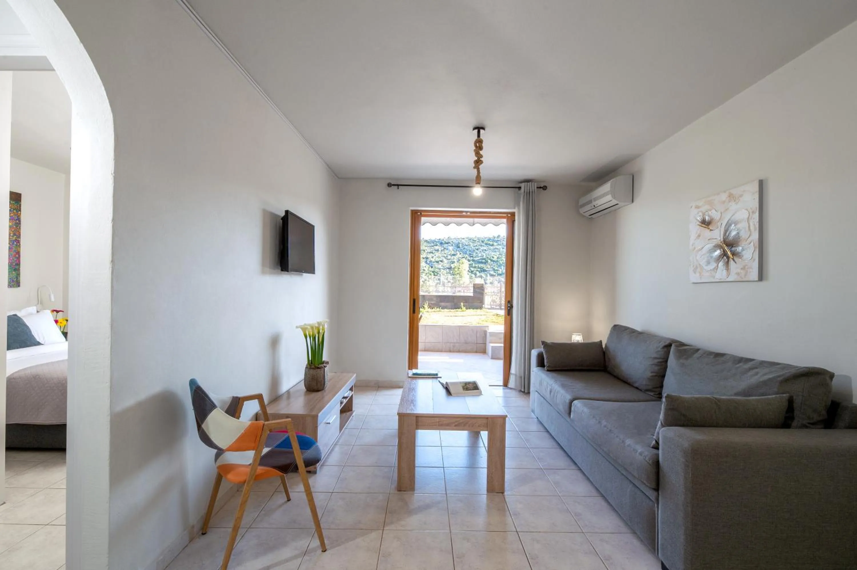 TV and multimedia in ID Holiday Living