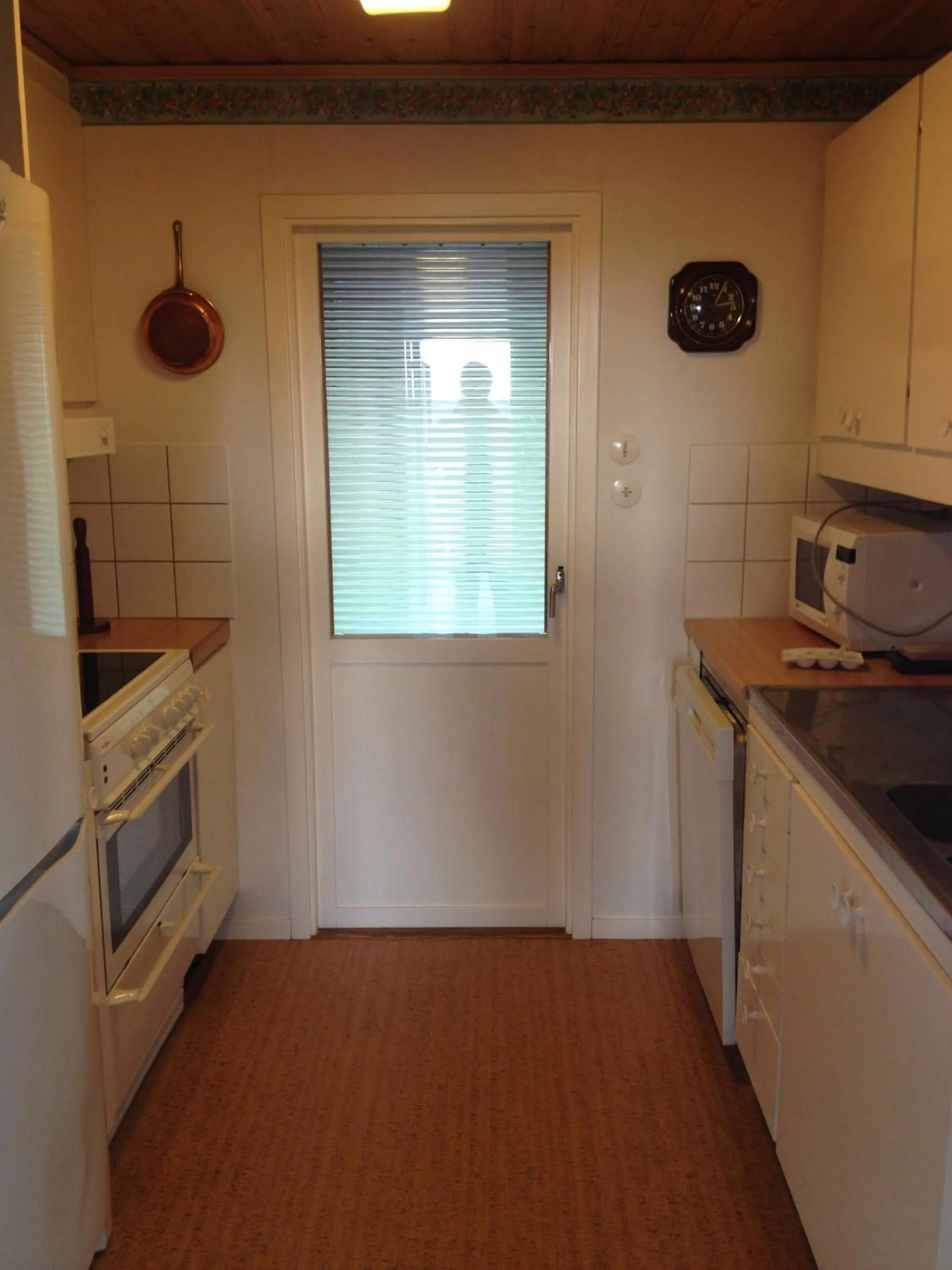 Kitchen or kitchenette in Källviken Semesterby