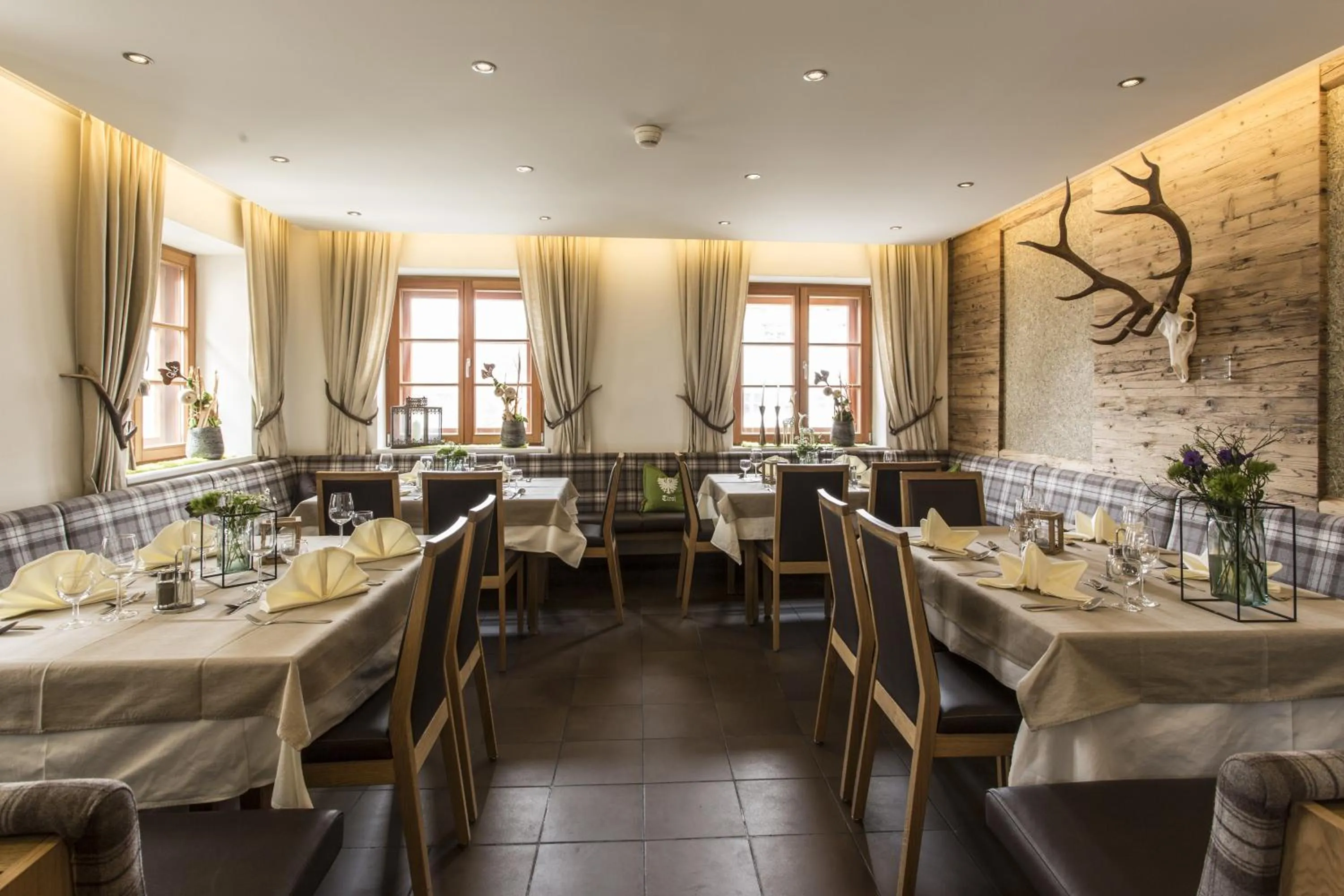 Restaurant/places to eat in Posthotel Pfunds