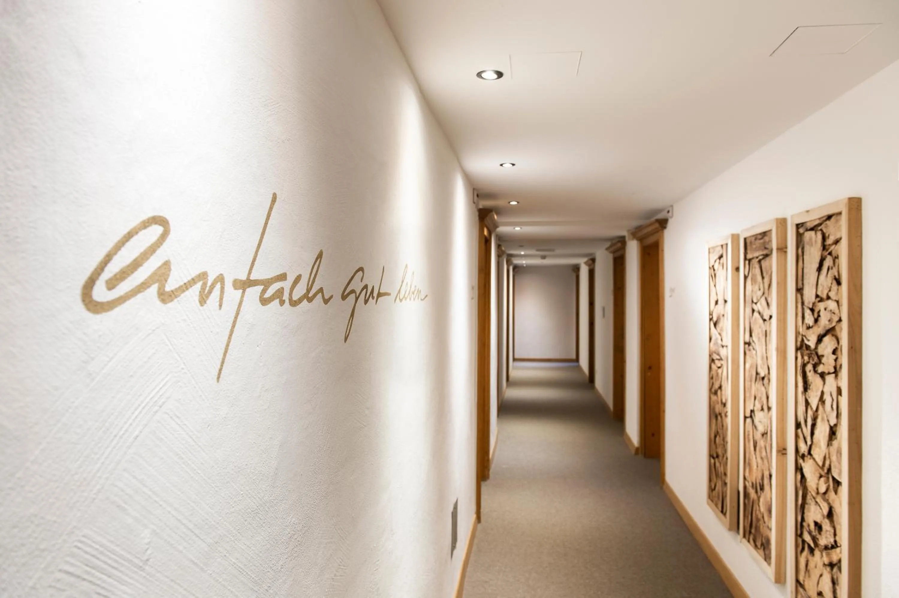 Decorative detail in Posthotel Pfunds