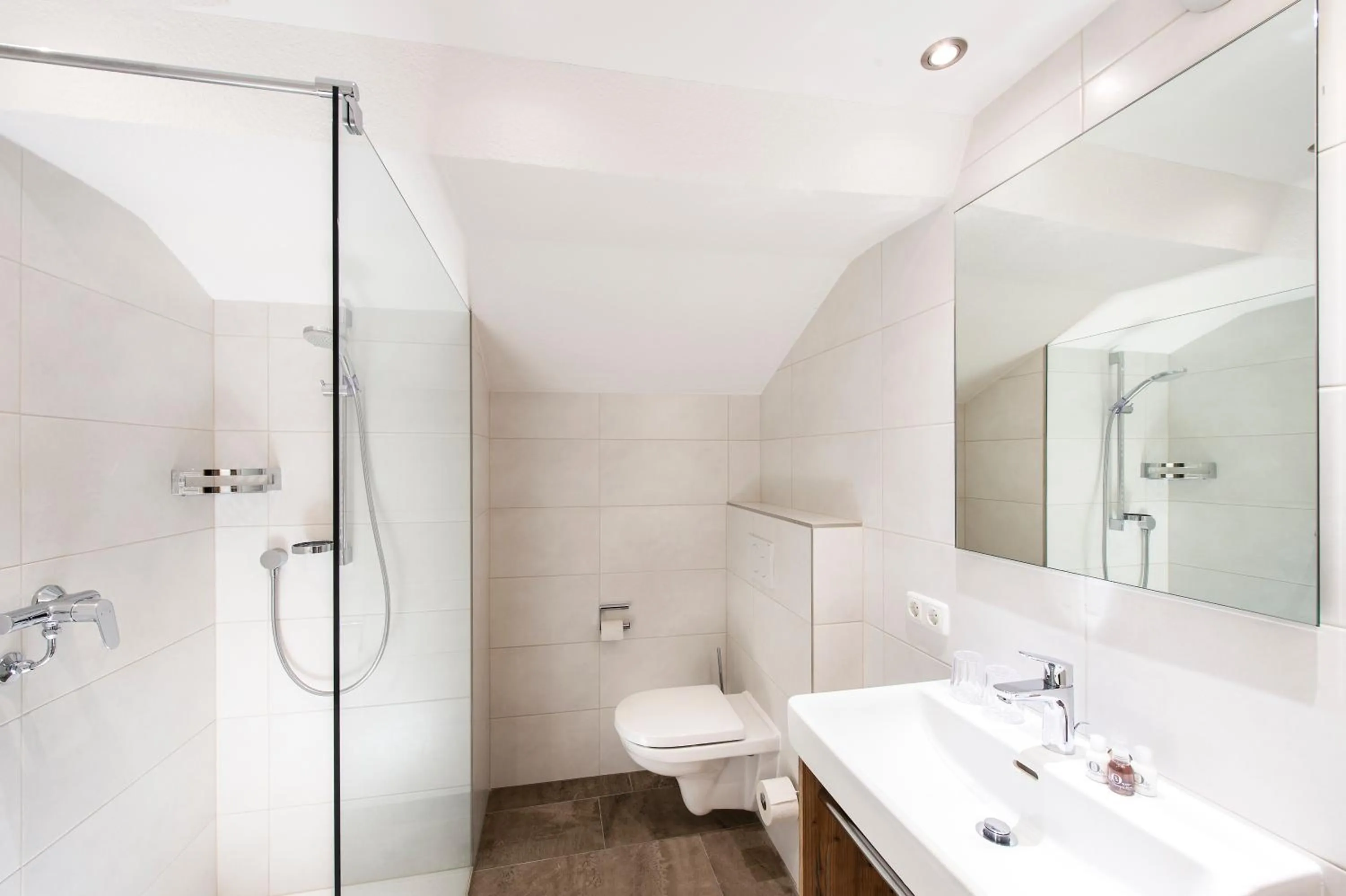 Bathroom in Posthotel Pfunds