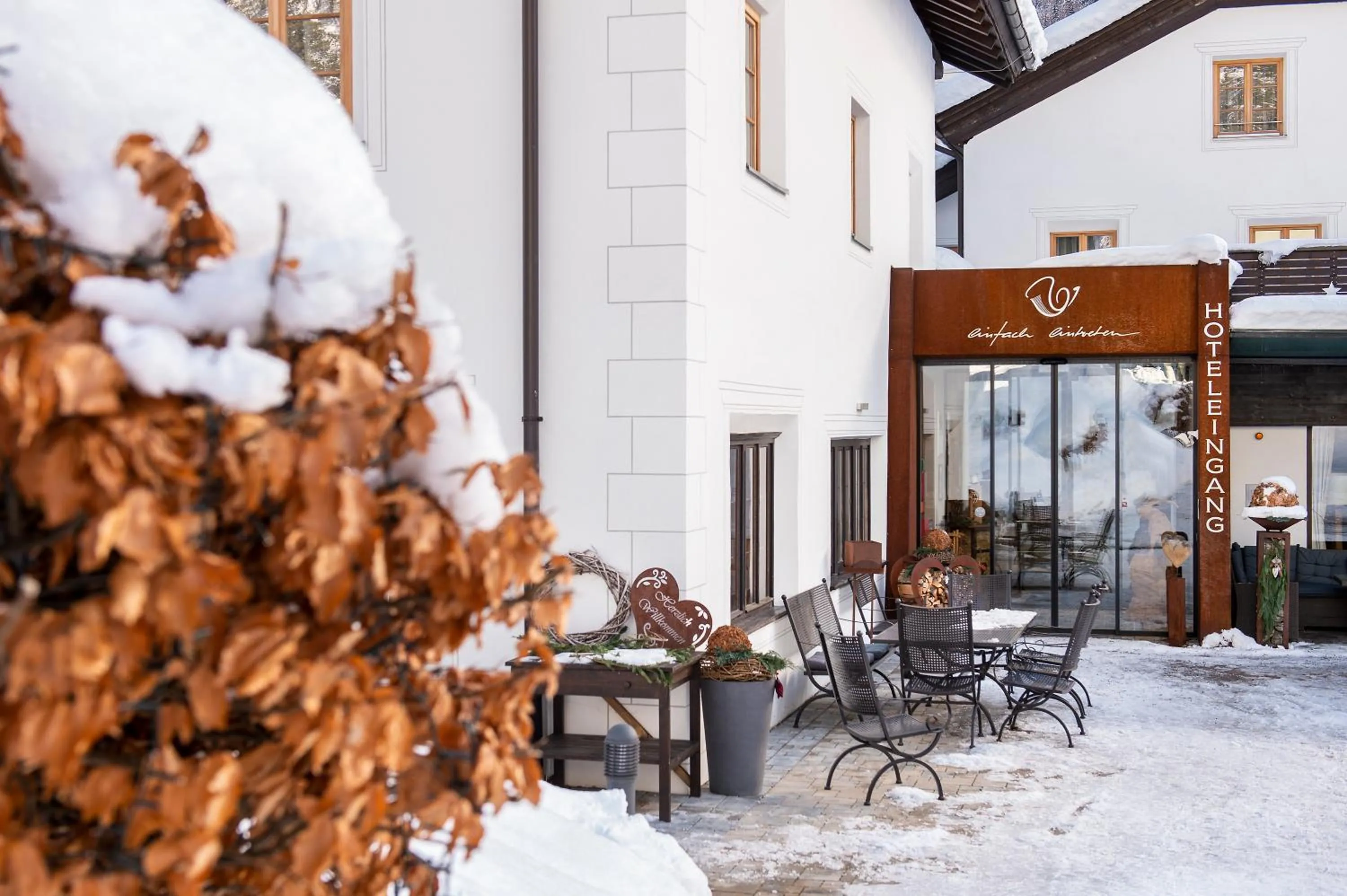 Property building in Posthotel Pfunds