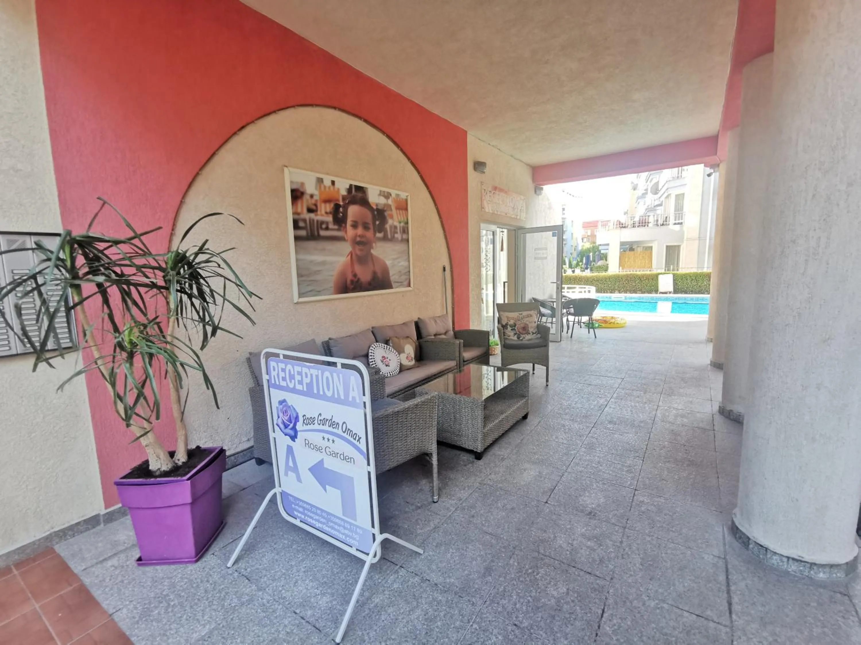 Rose Garden Omax Apartments