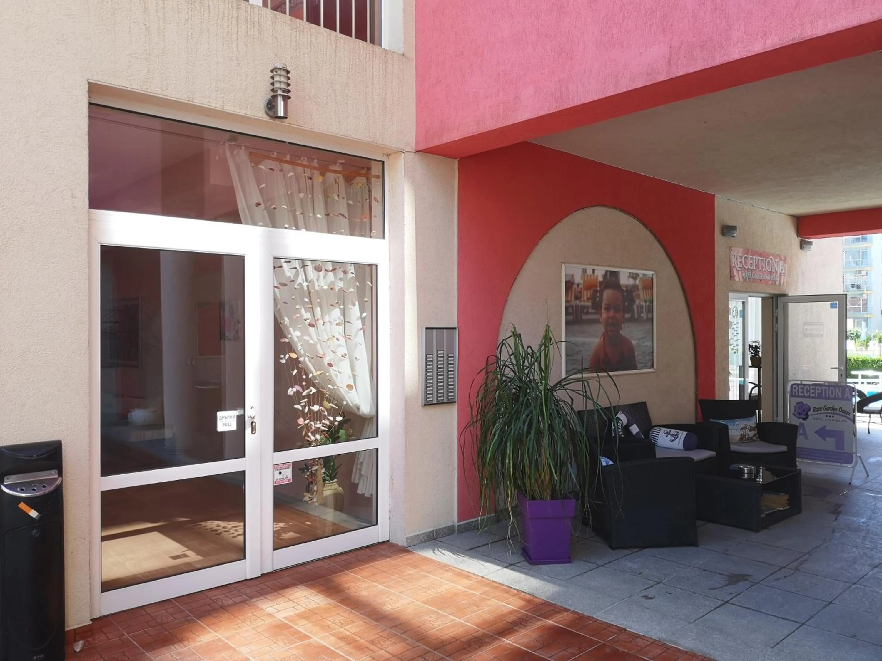 Rose Garden Omax Apartments