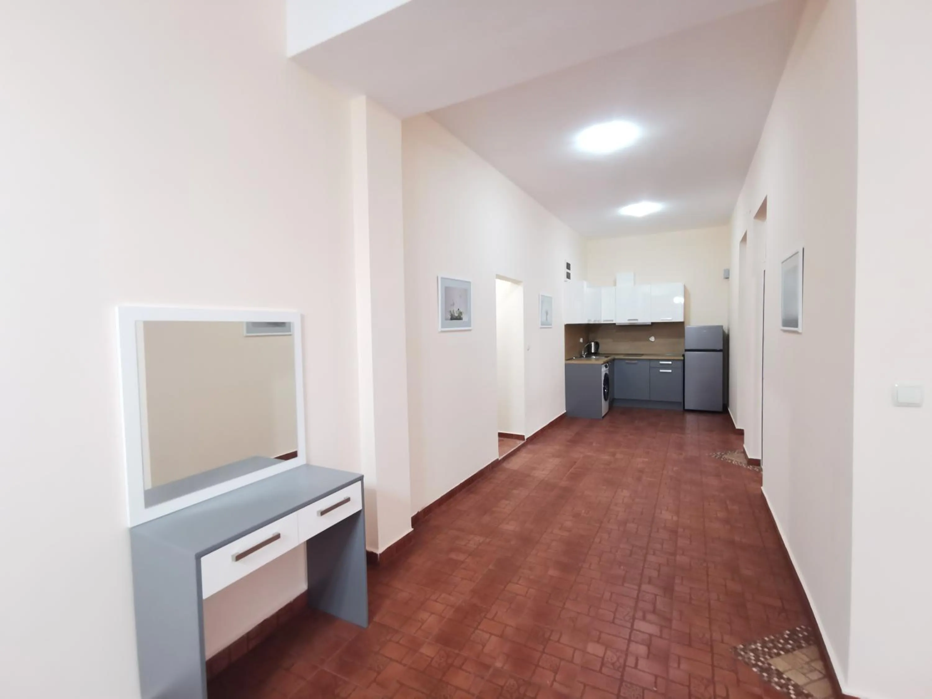 Rose Garden Omax Apartments