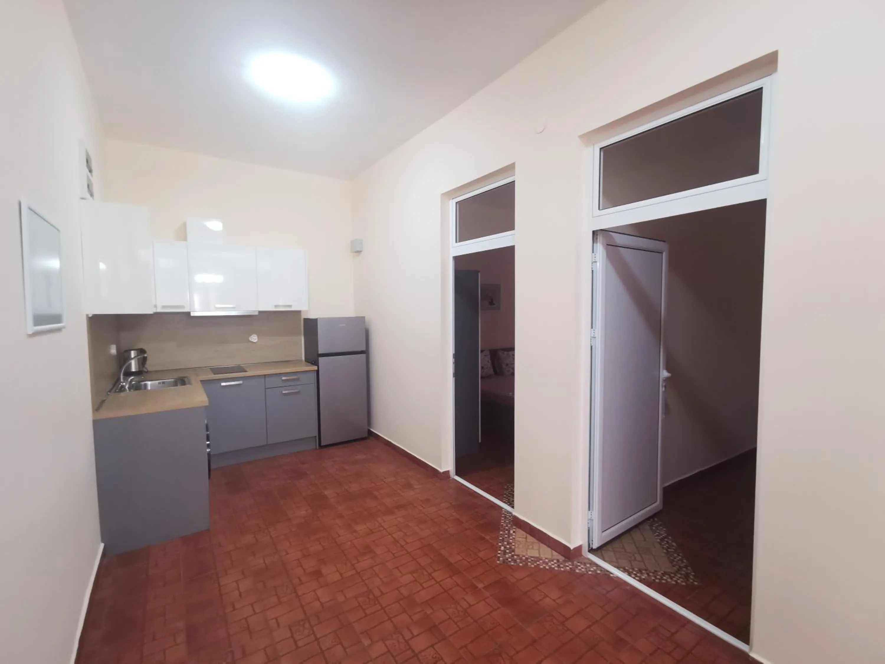 Rose Garden Omax Apartments