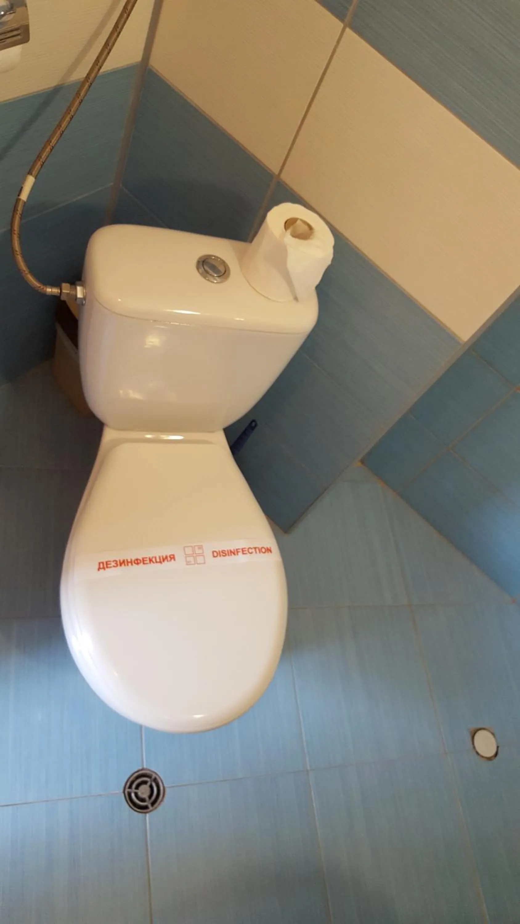 Rose Garden Omax Apartments