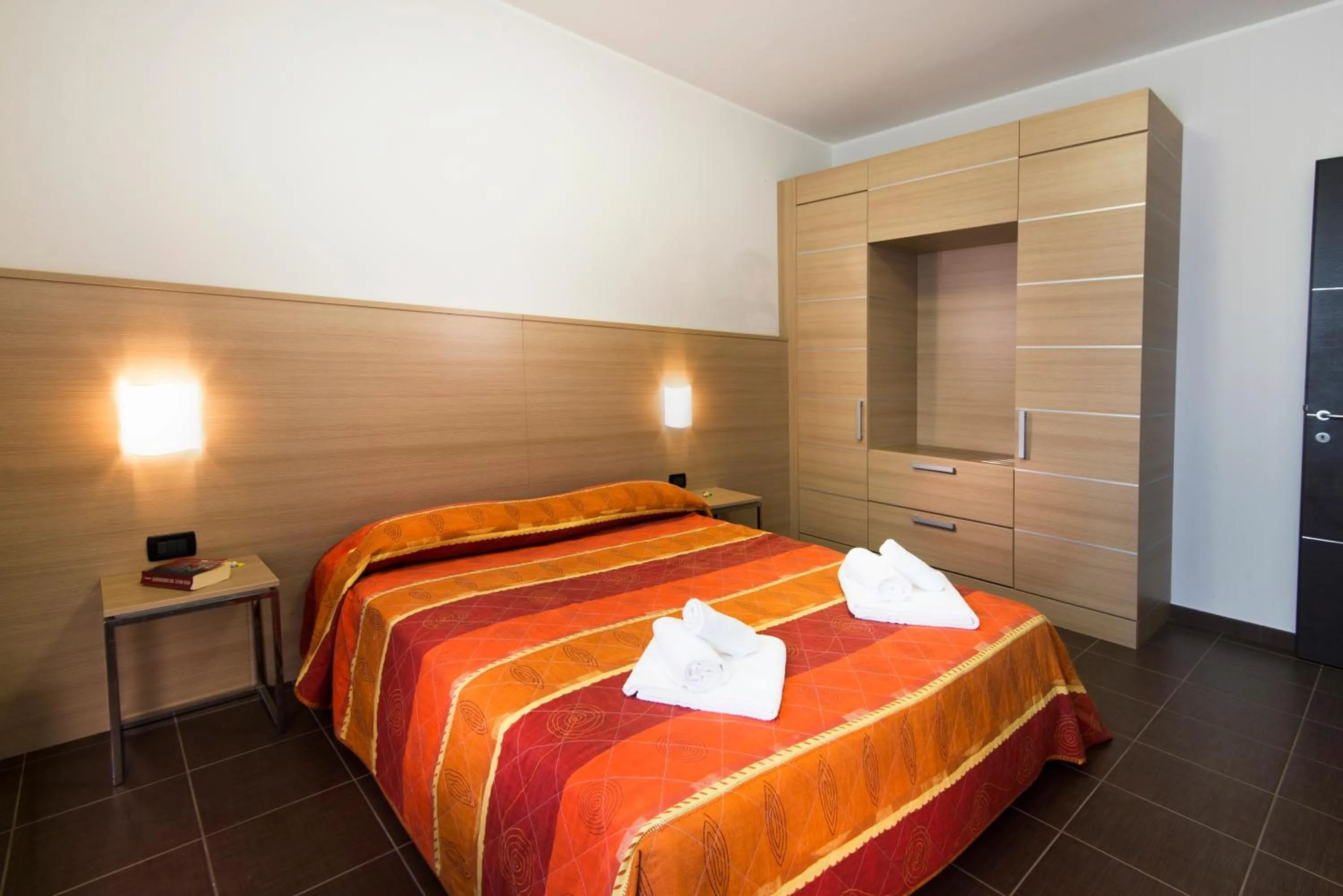 Photo of the whole room, Bed in Residence Corte Camaldoli