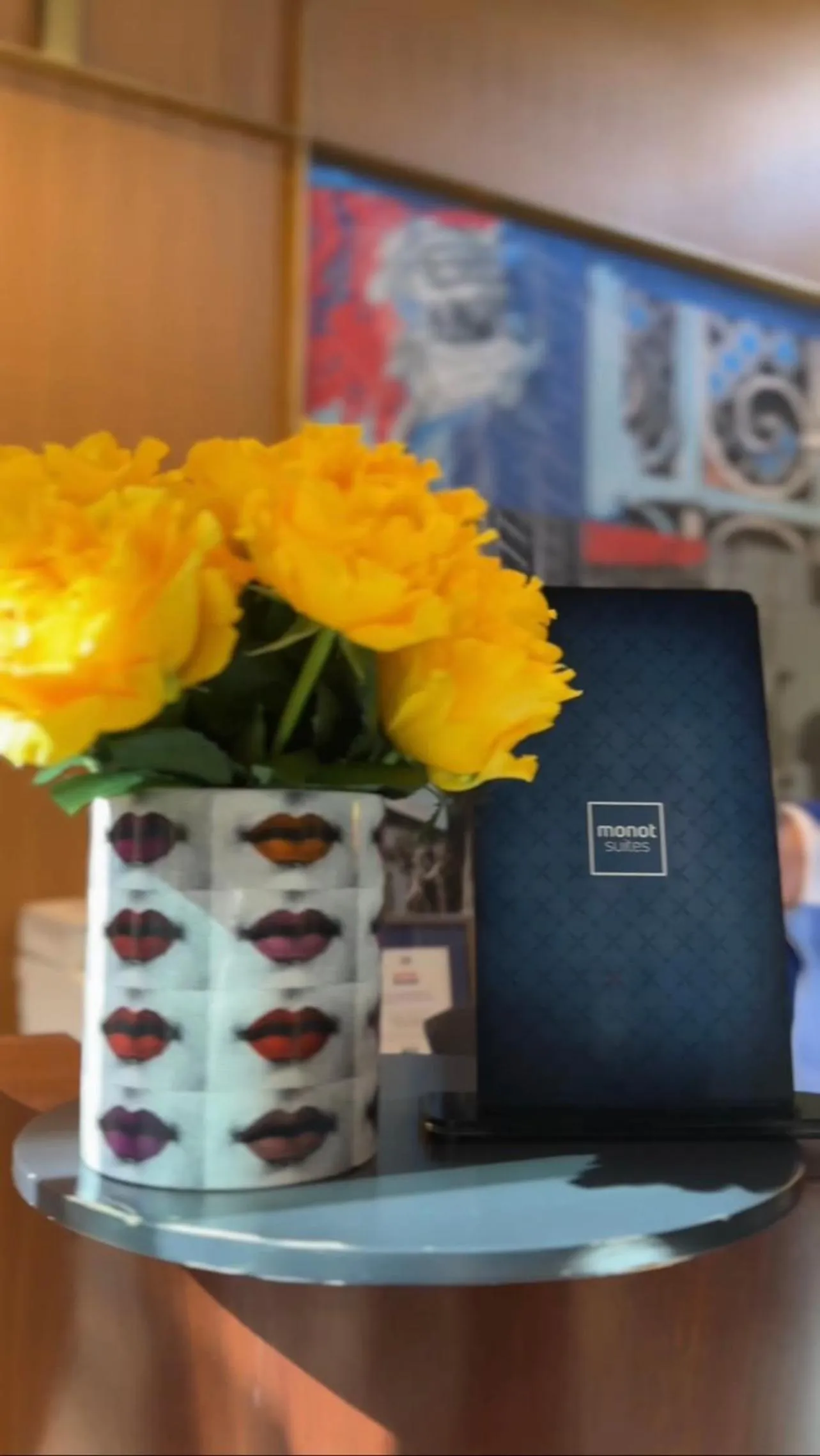 Property building in Monot Suites