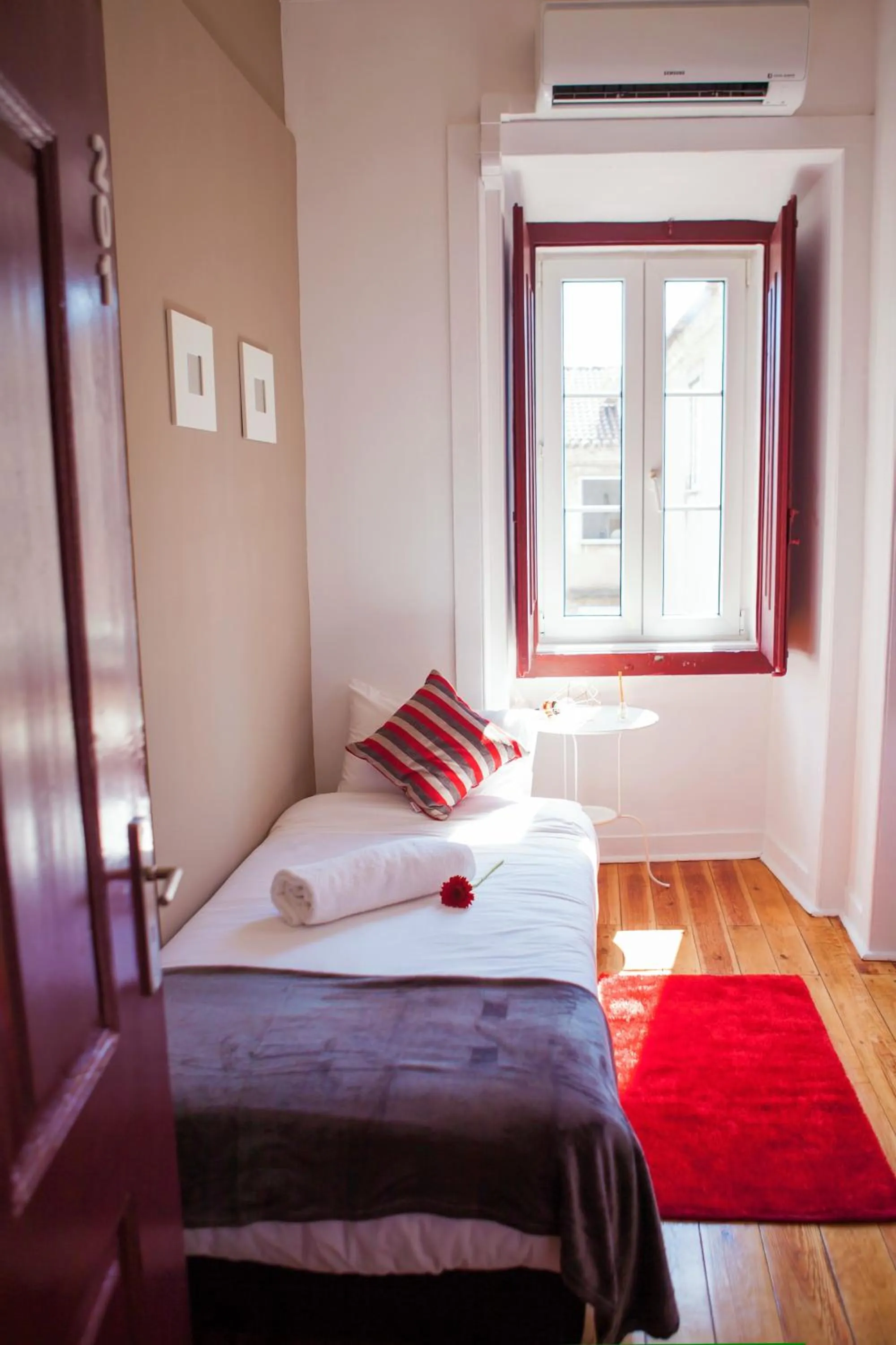 Bed in Lx Center Chiado