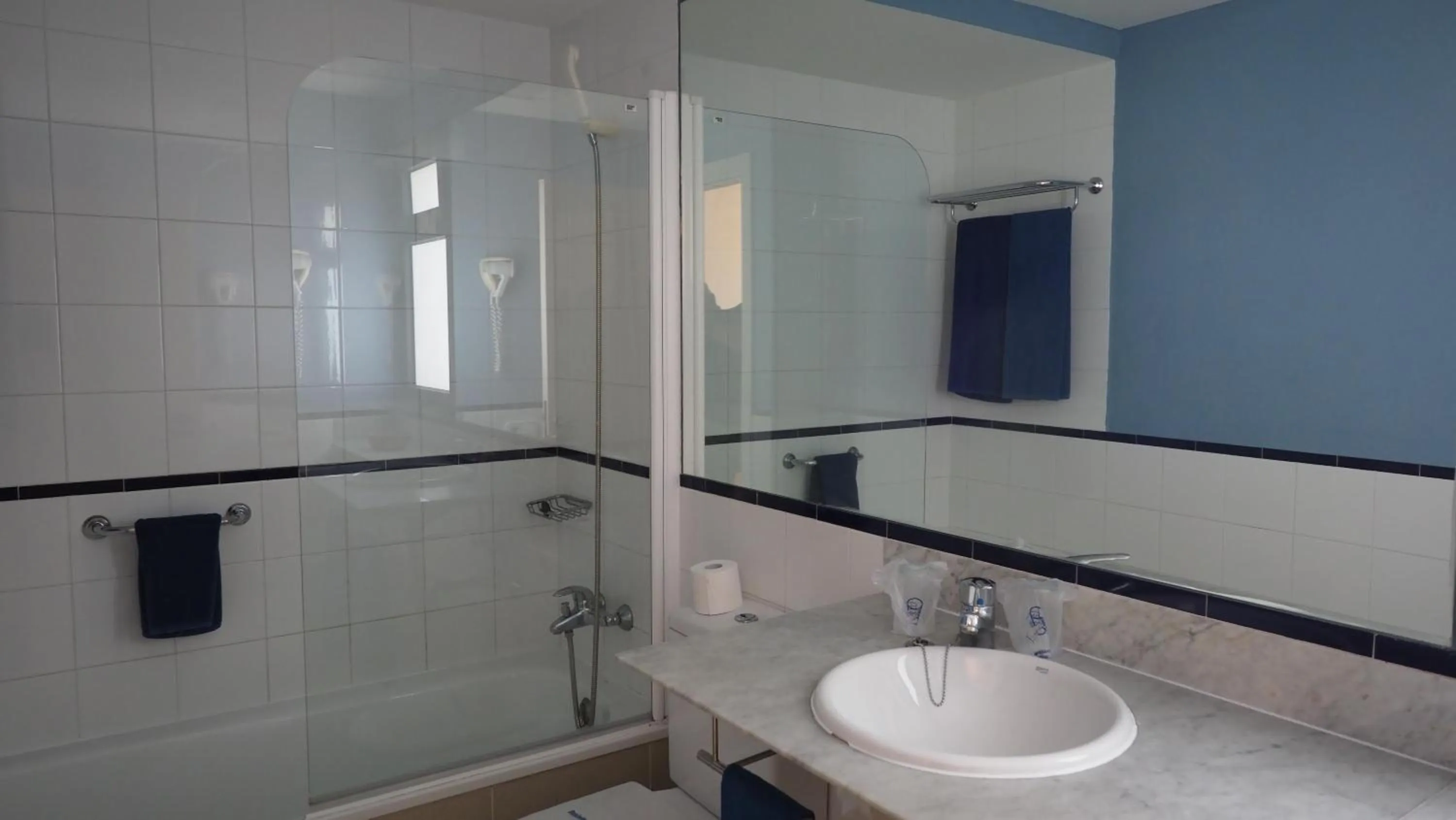 Bathroom in Caybeach Papagayos