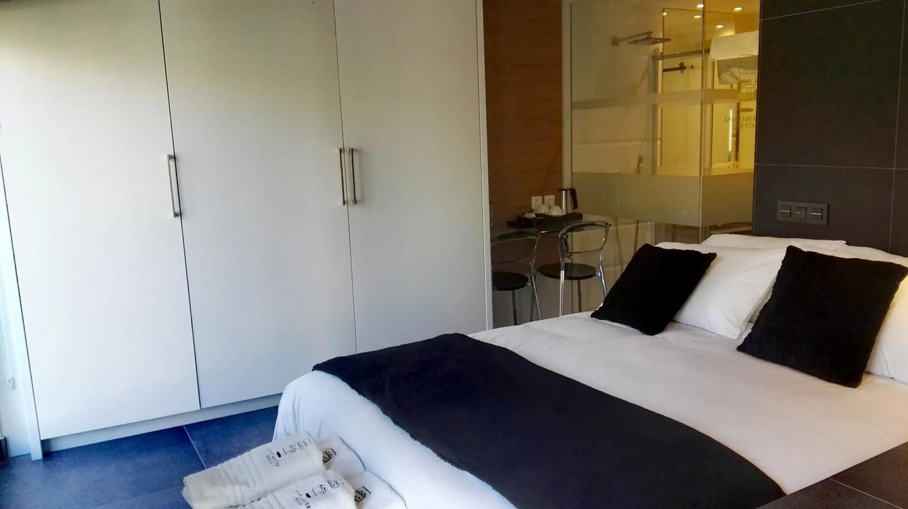 Bed in Salamanca Suites Libertad