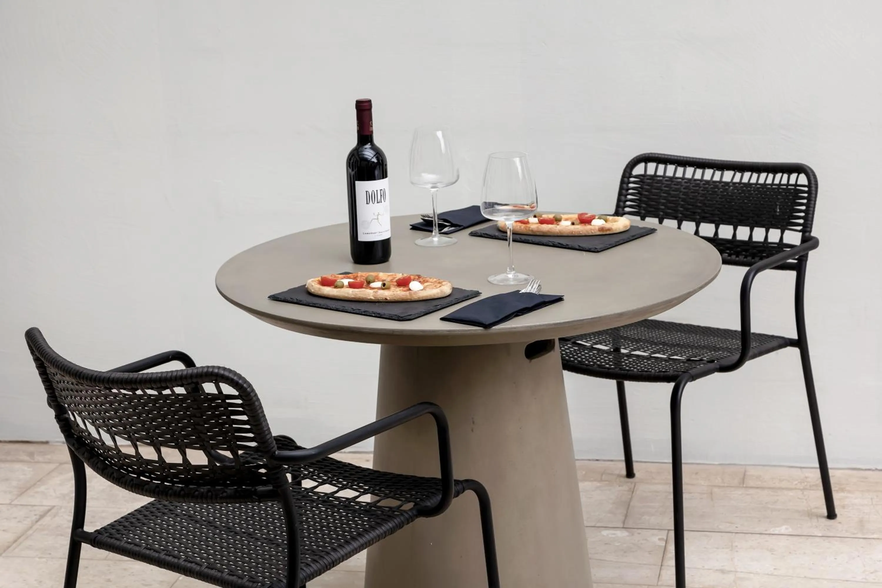 Patio in Bloom Hotel