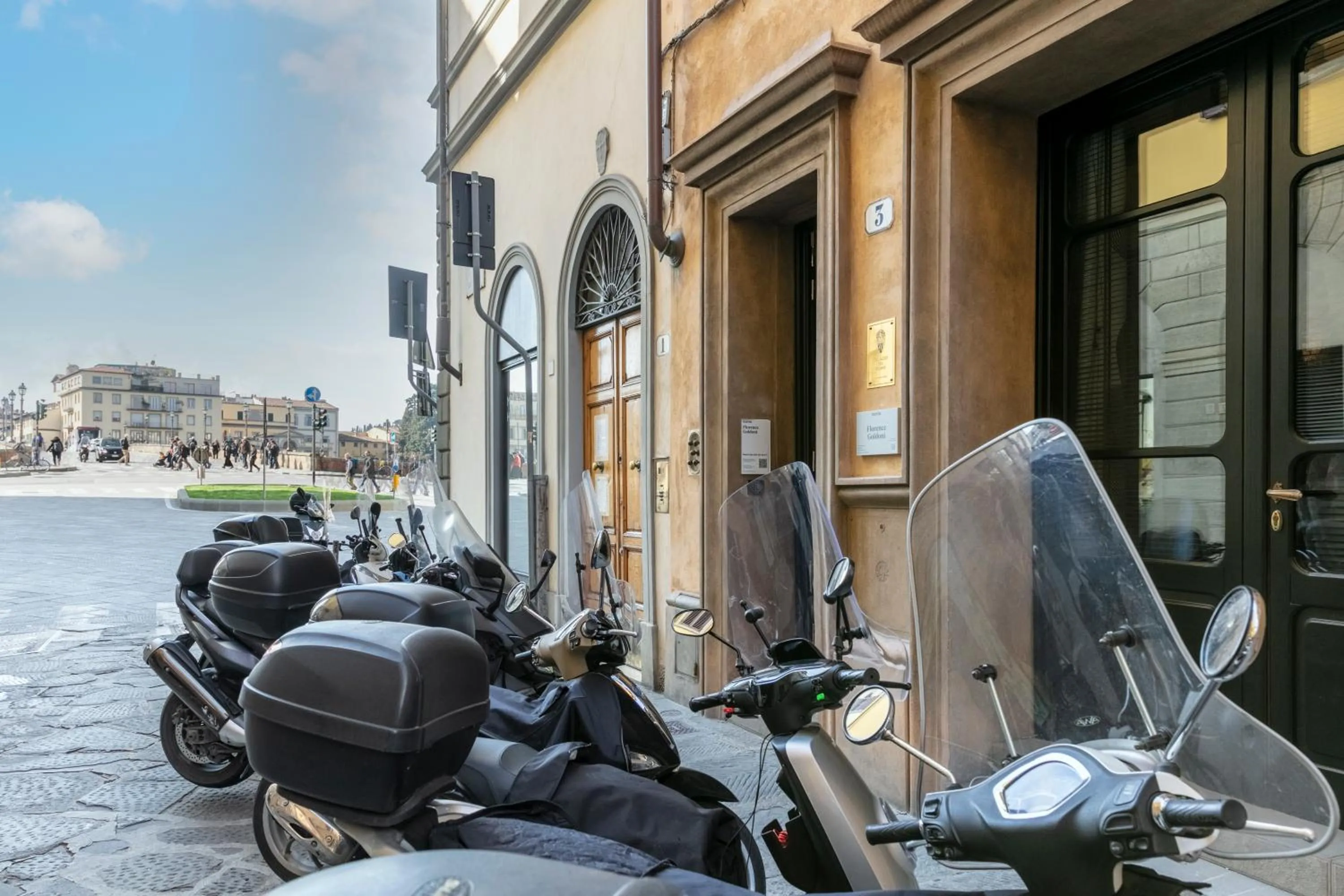 Facade/entrance in Numa Florence Palazzo Moro