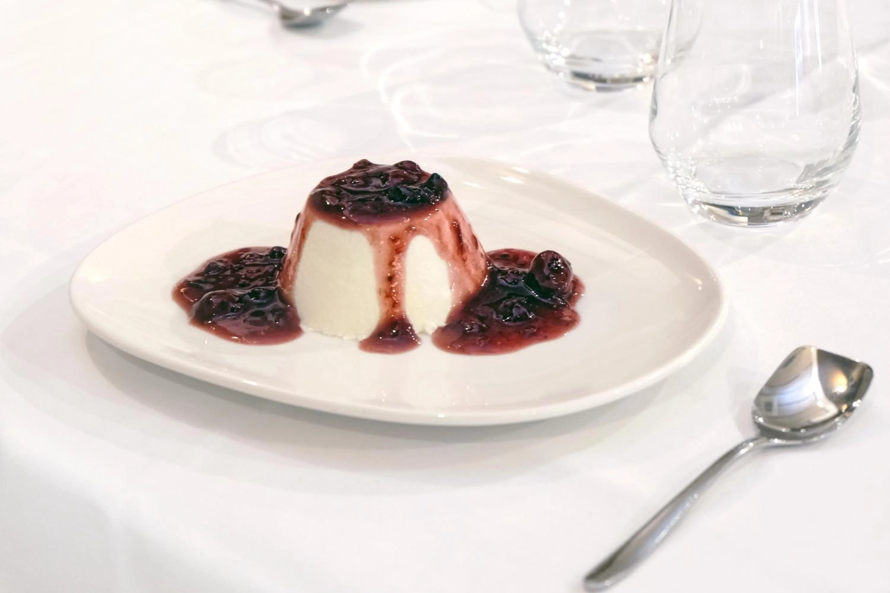 Food and drinks in Hotel Belcaire