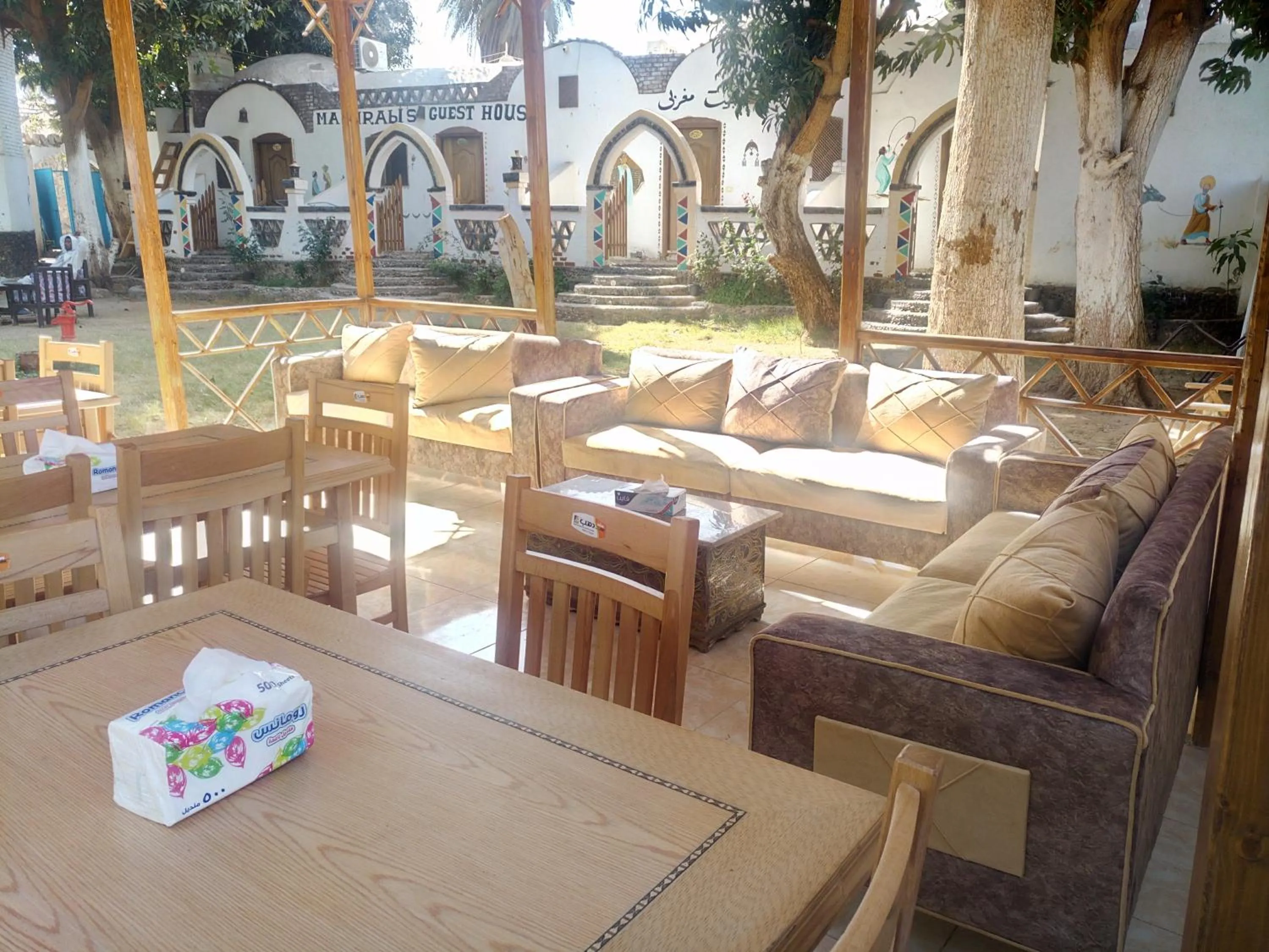 Restaurant/places to eat in Maghrabi's Guest house