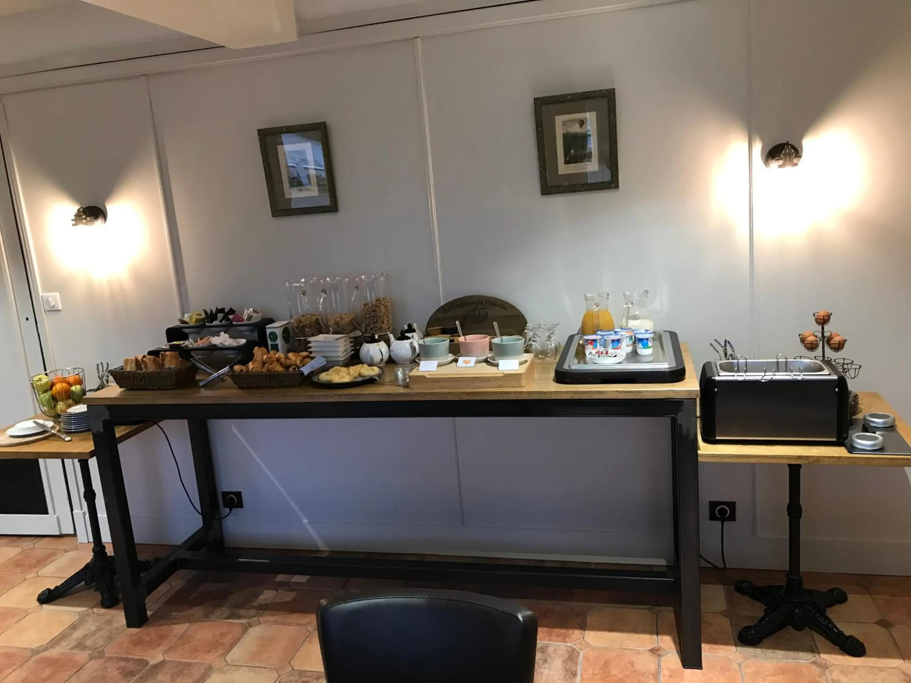 Breakfast in Hostellerie de Pavillon Saint-Hubert