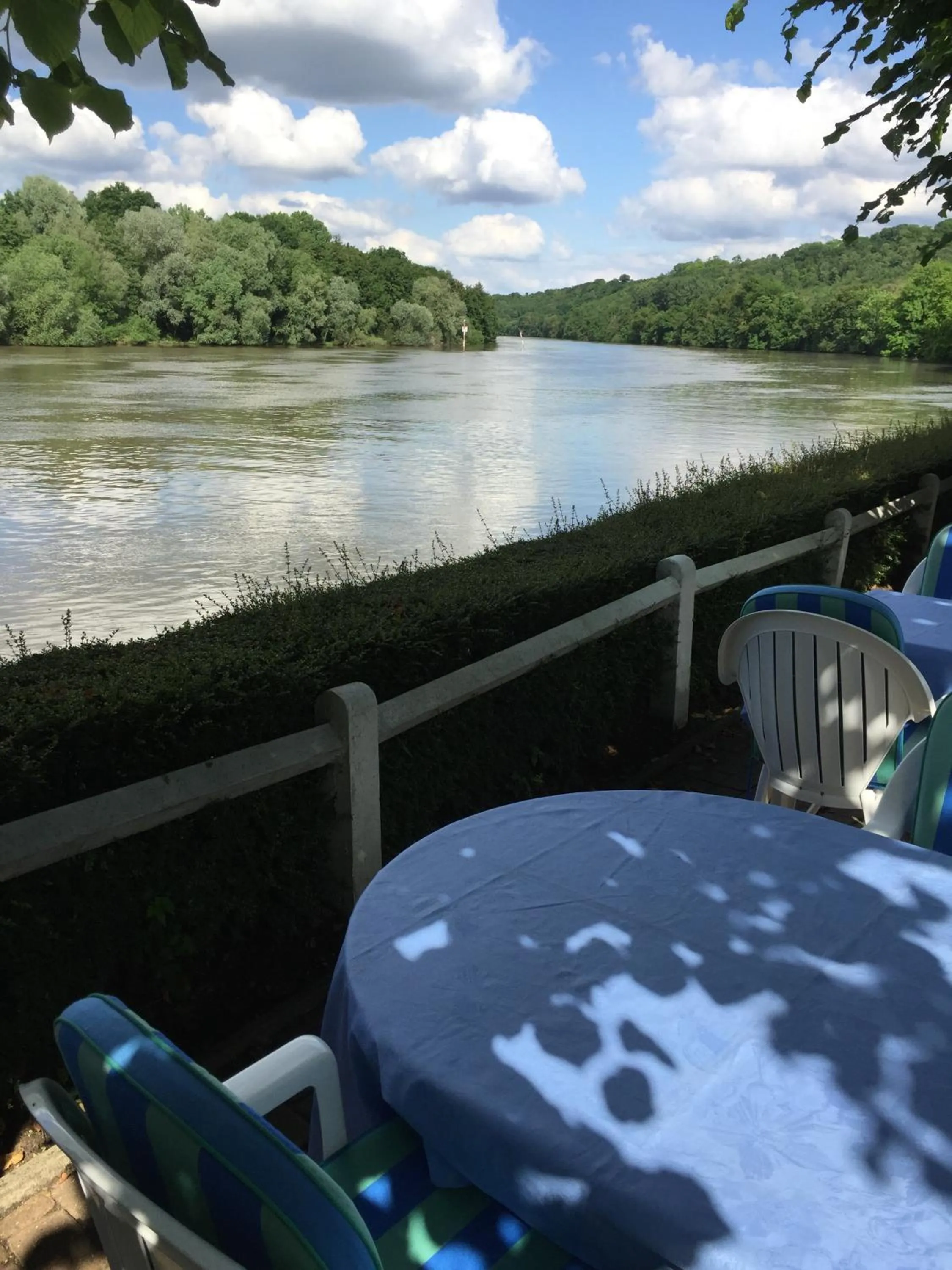 Garden in Hostellerie de Pavillon Saint-Hubert