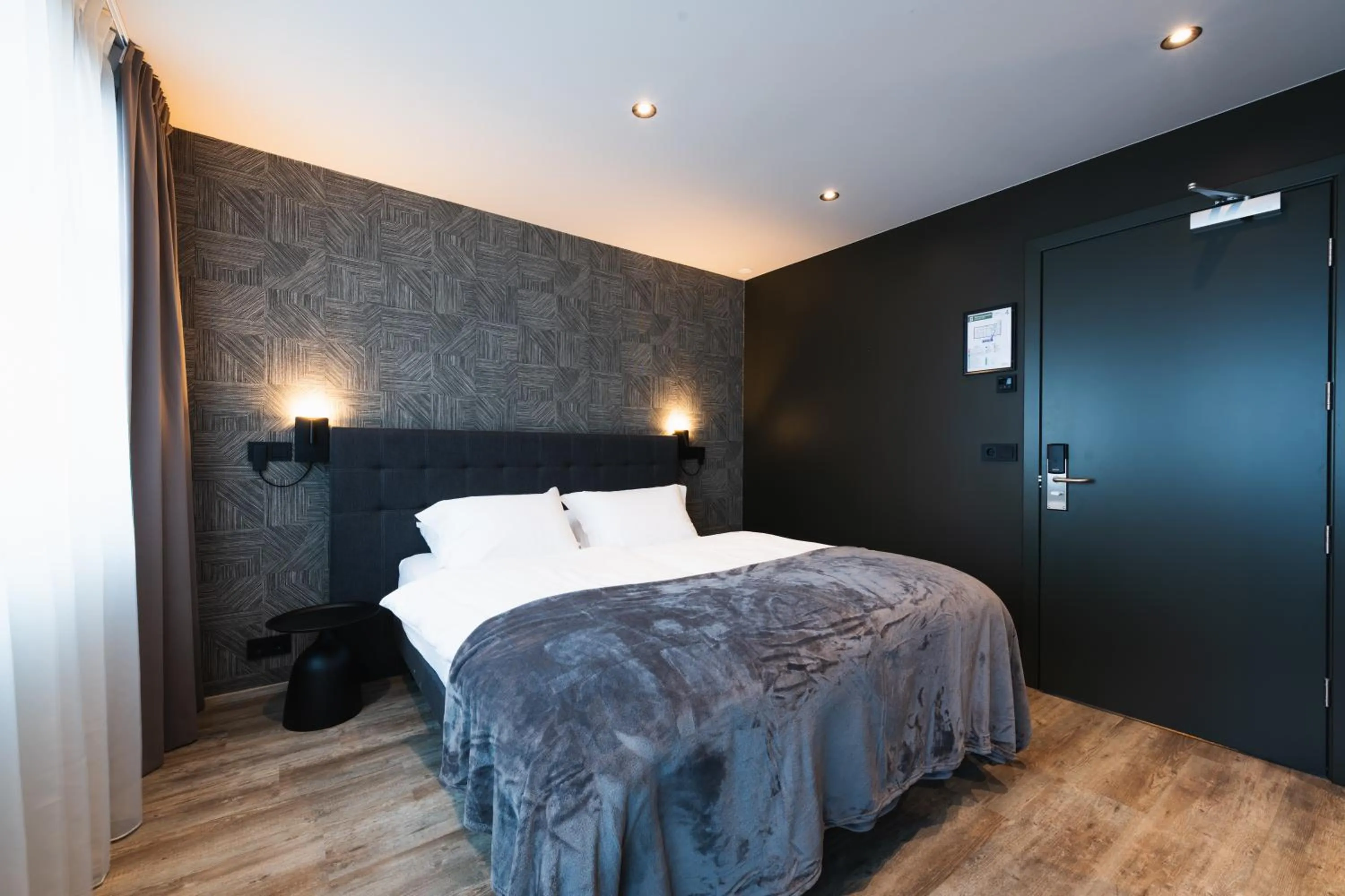 Bedroom, Bed in Centrum Hotel