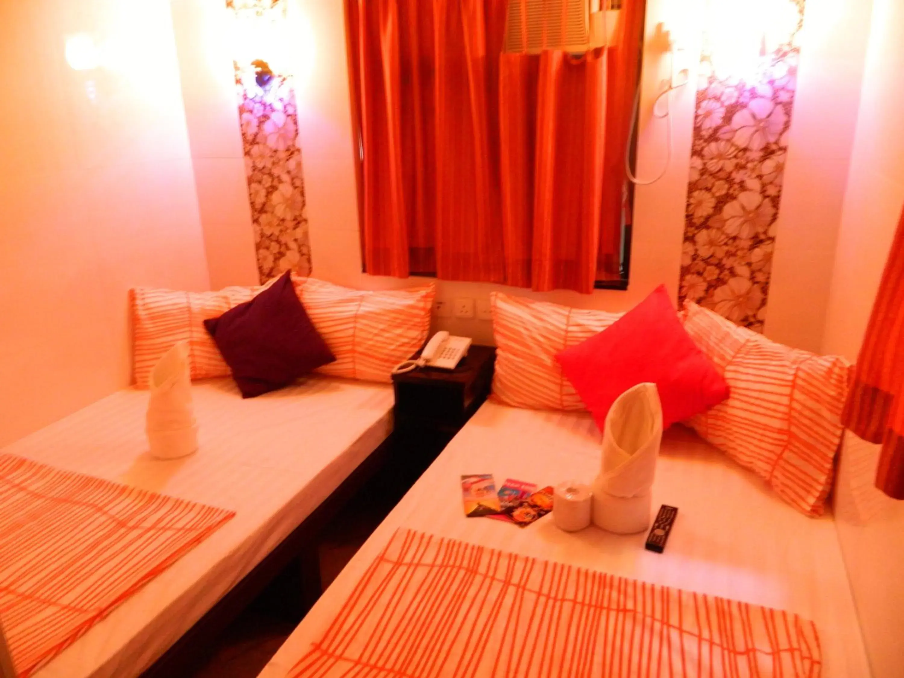 Family Room with 2 Double Beds in Marrigold Hostel Family Room with 2 Double Beds in Marrigold Hostel