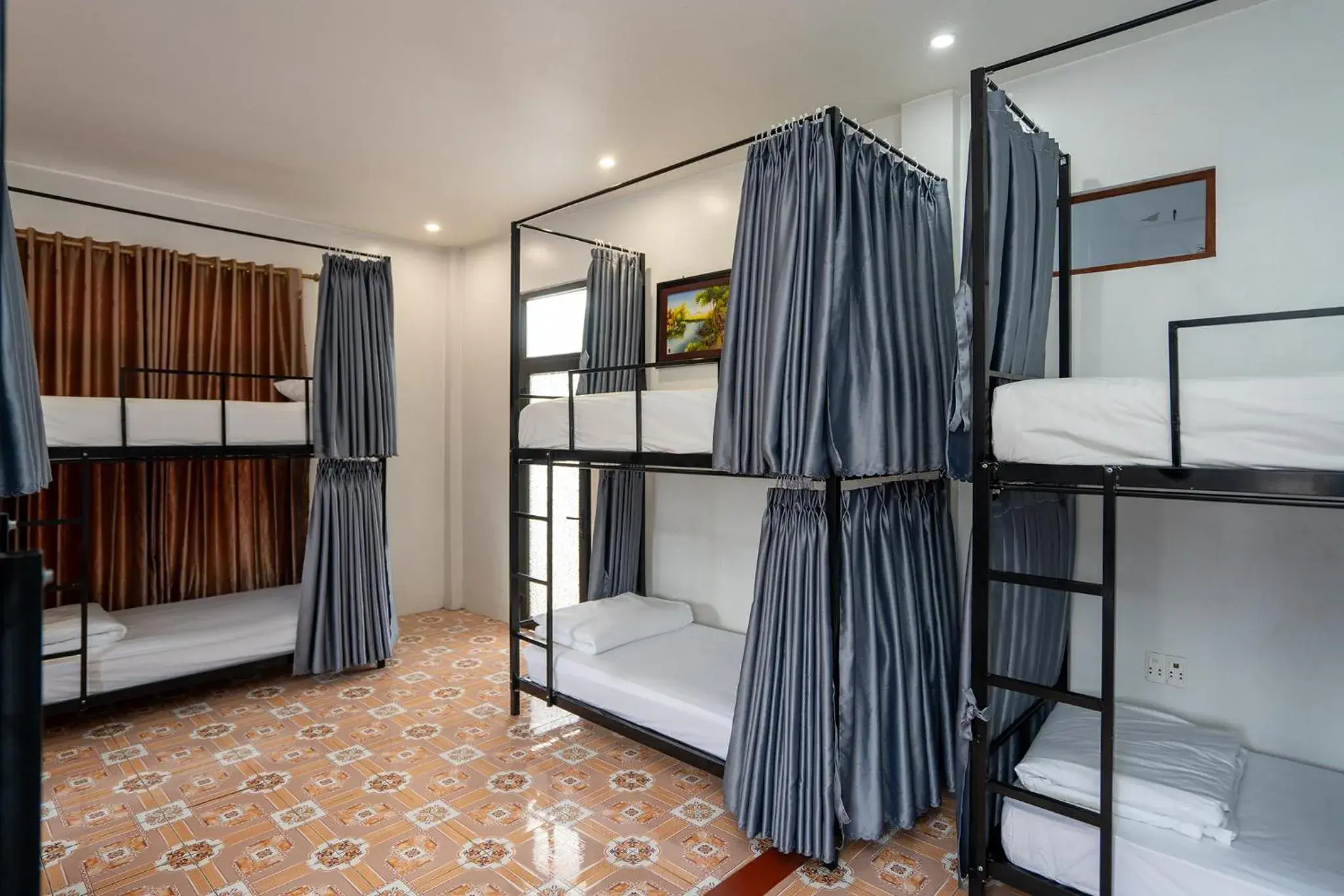 Single Bed in 10-Bed Dormitory Room in Commander Lodge Single Bed in 10-Bed Dormitory Room in Commander Lodge