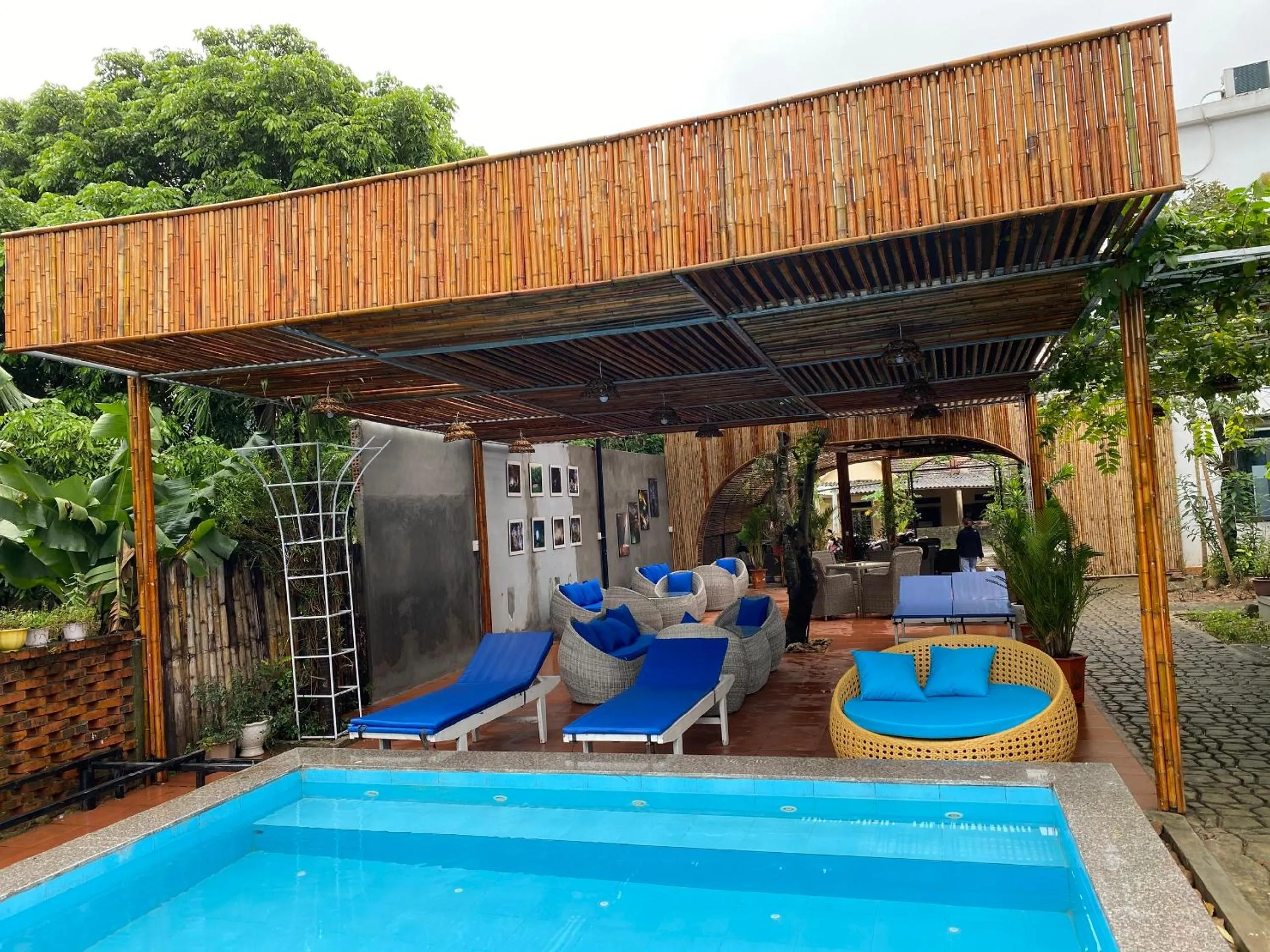 sunbed in Commander Lodge