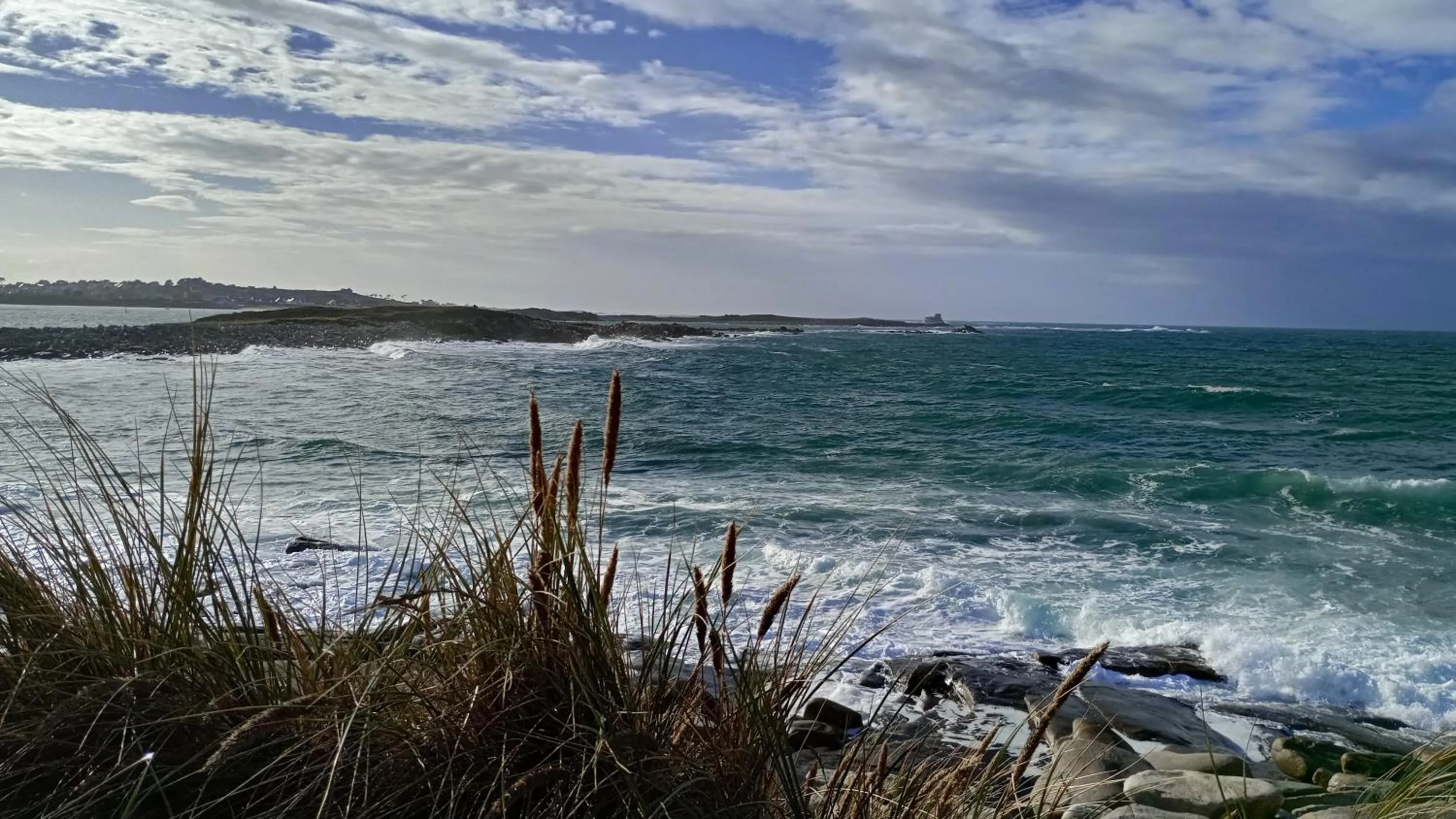 Beach in Les Hortensias GR 34 - Chambres d'Hôtes