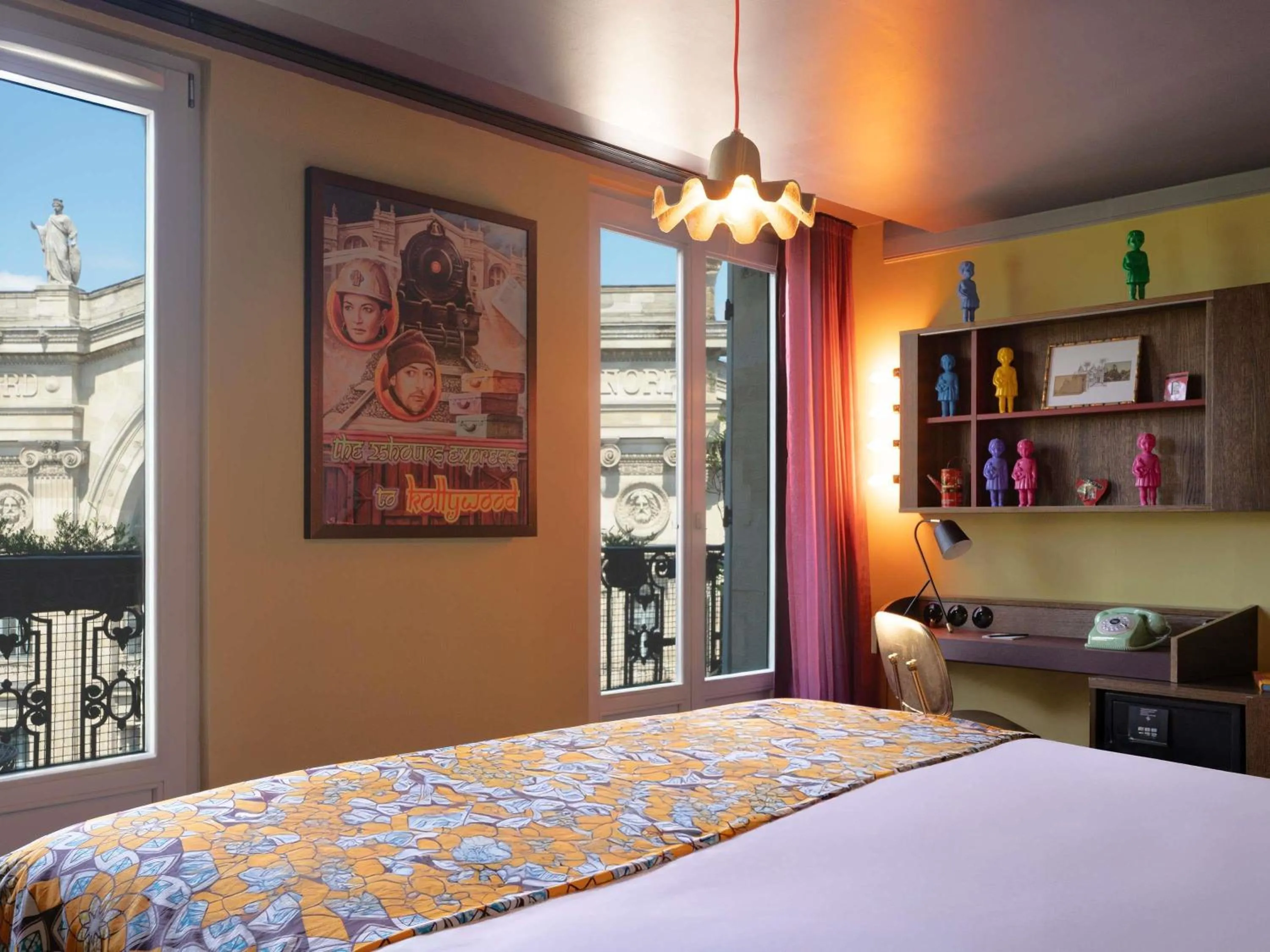 Bedroom, Bed in 25hours Hotel Terminus Nord