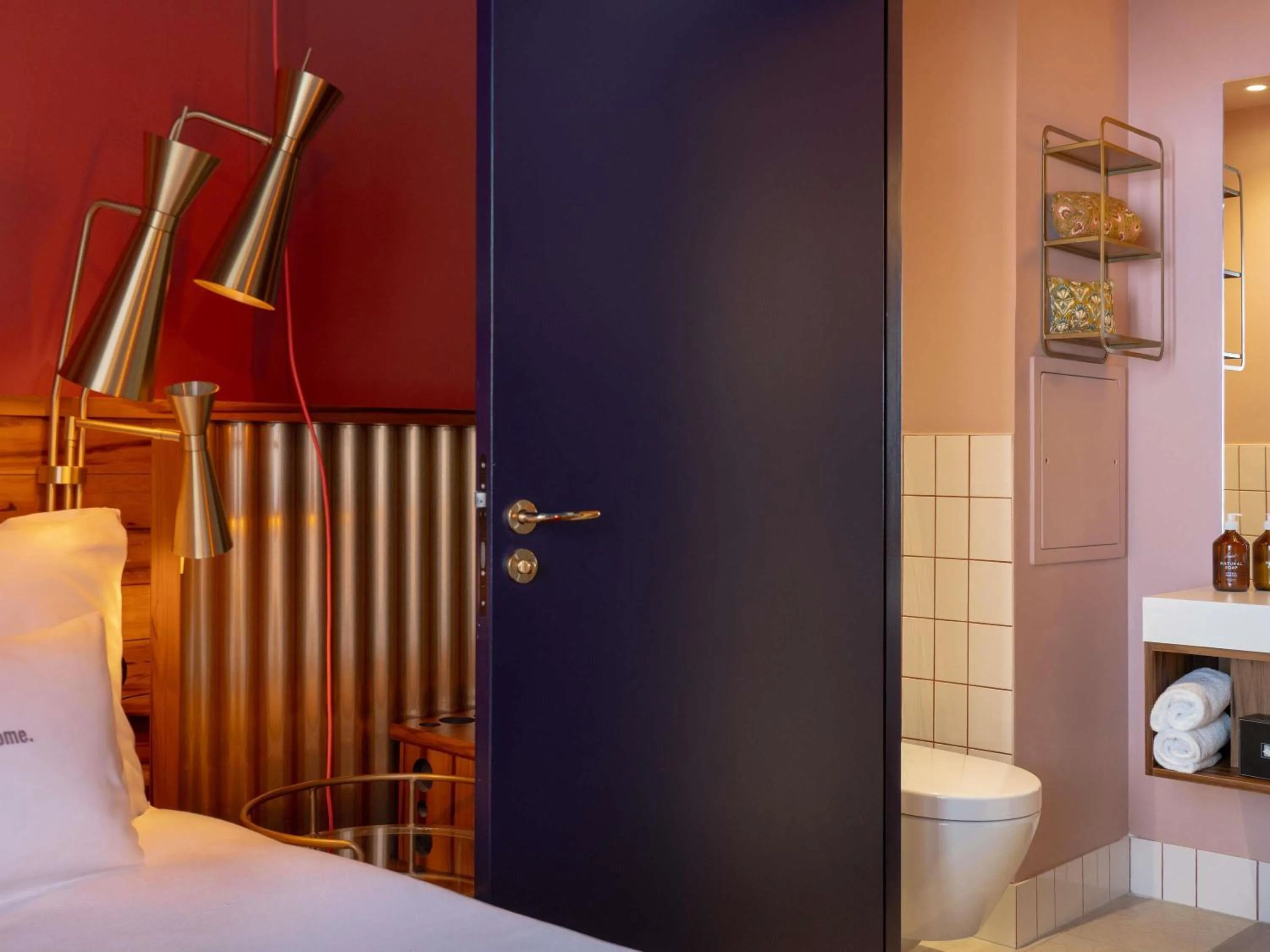 Bedroom, Bed in 25hours Hotel Terminus Nord