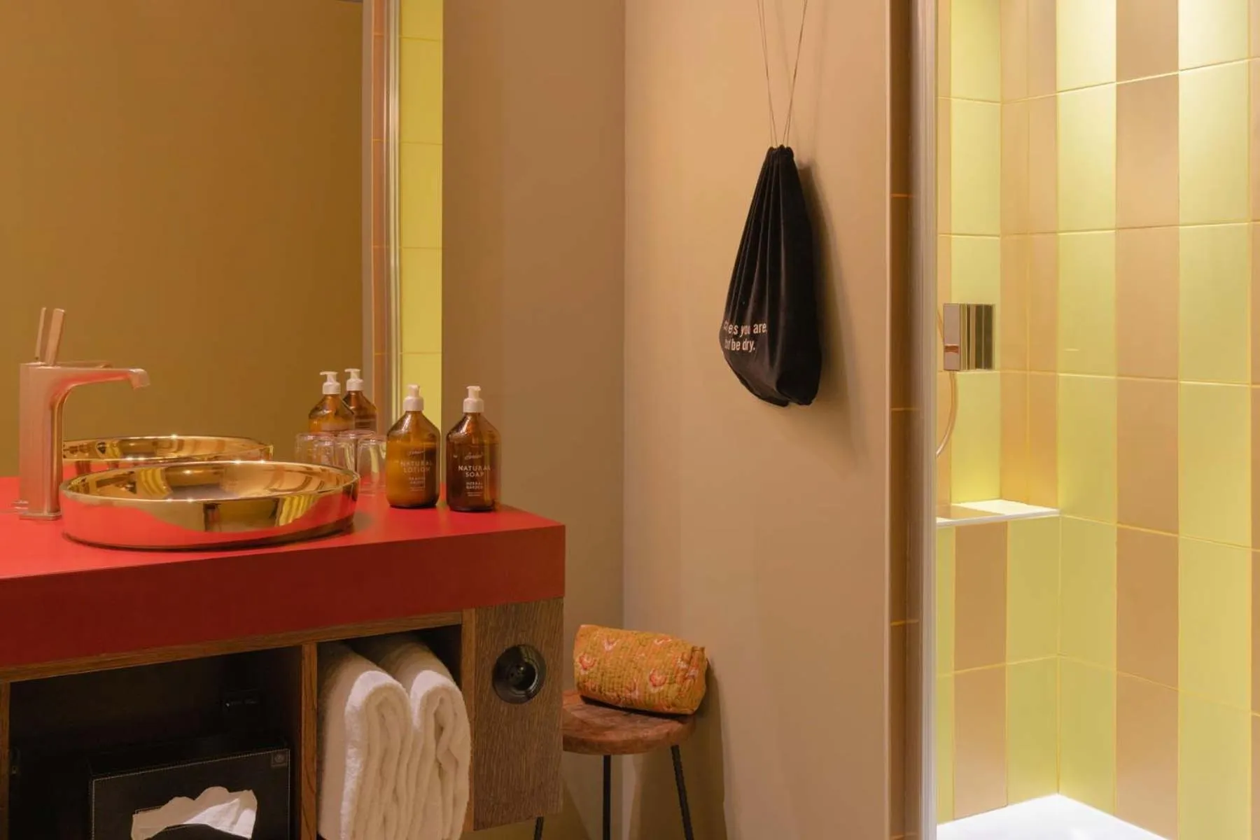 Bathroom in 25hours Hotel Terminus Nord