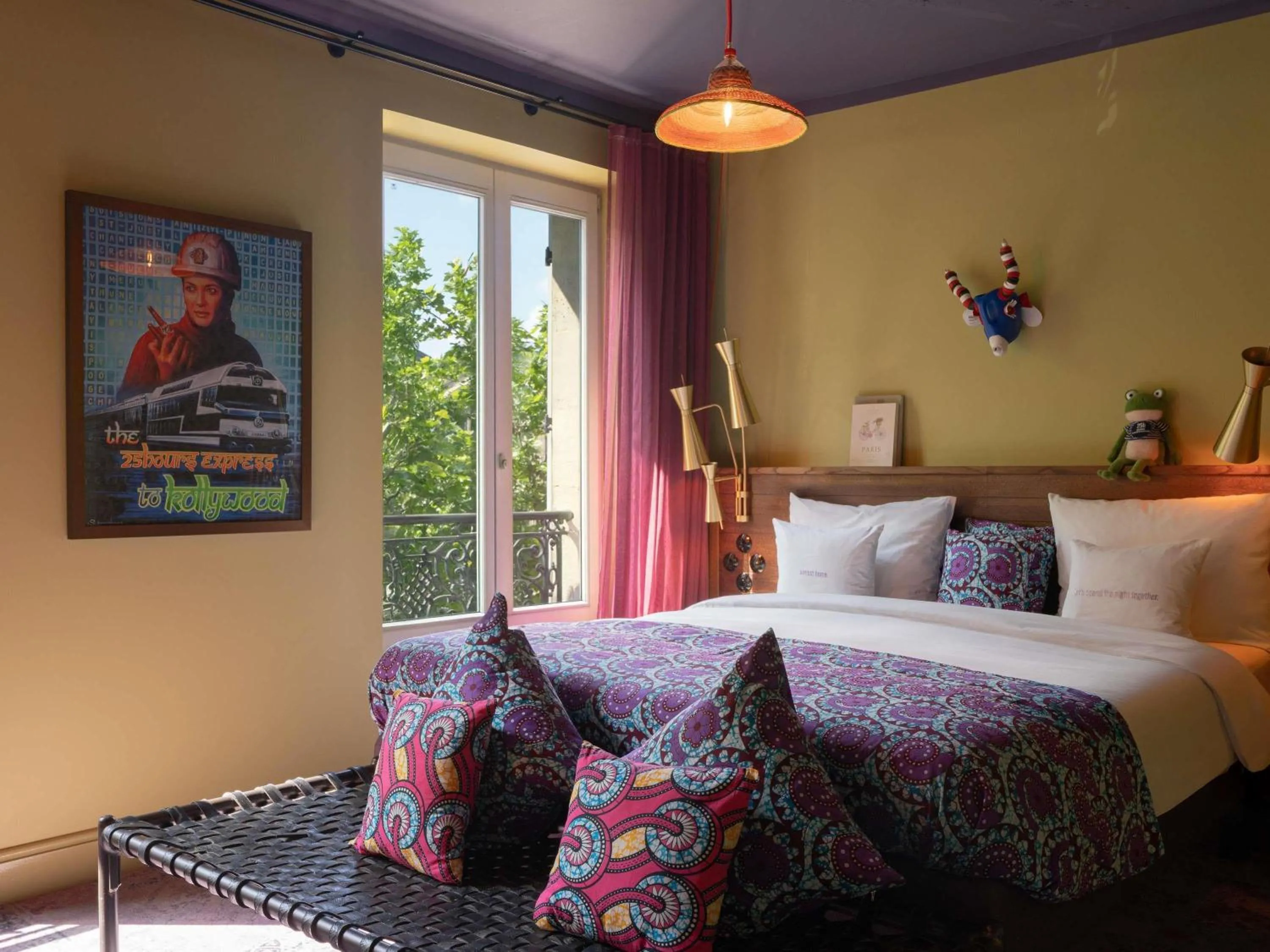 Bedroom, Bed in 25hours Hotel Terminus Nord