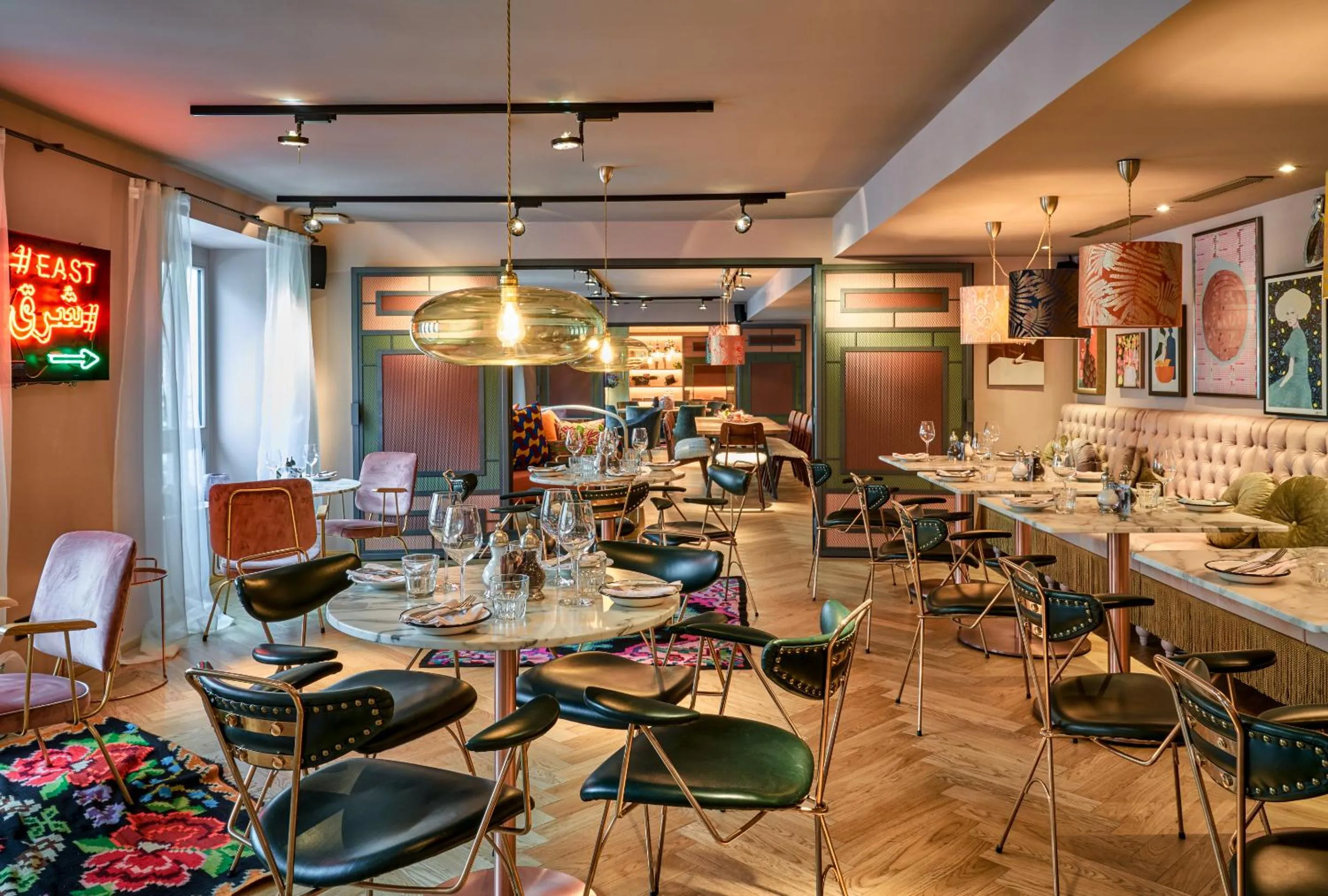 Restaurant/places to eat in 25hours Hotel Terminus Nord