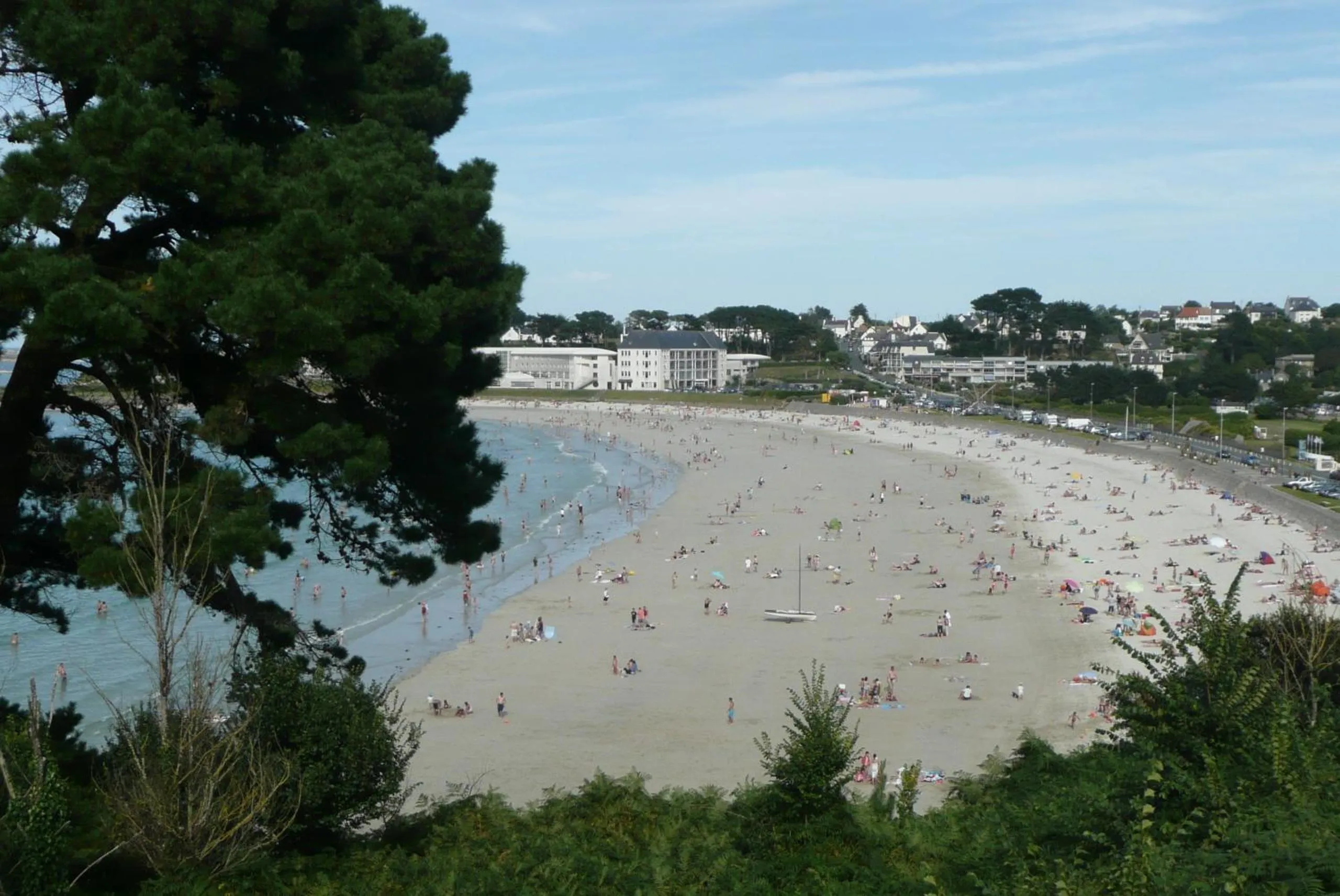 Beach in Résidence Saint-Yves