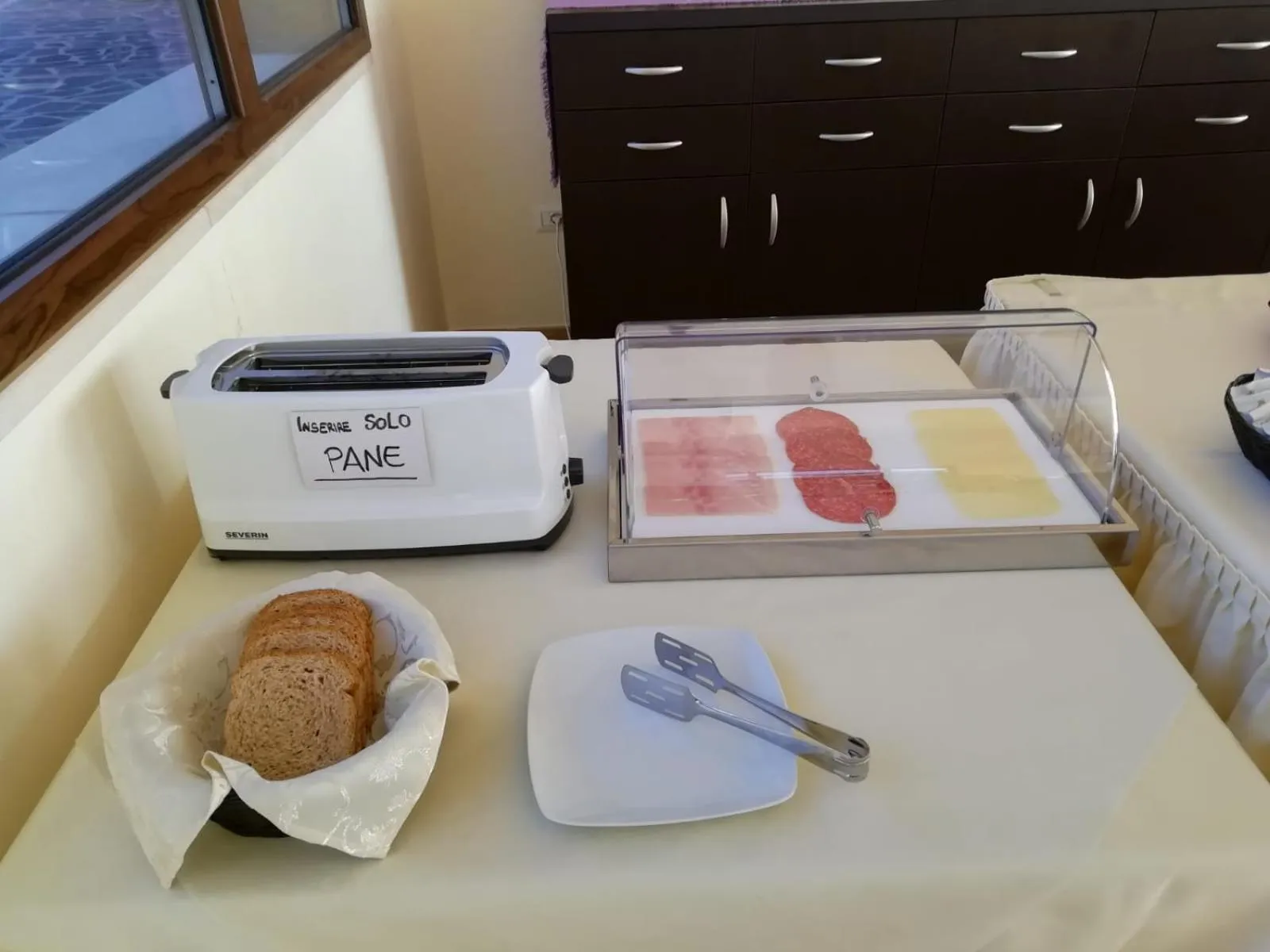Continental breakfast in Hotel Caluna Charme