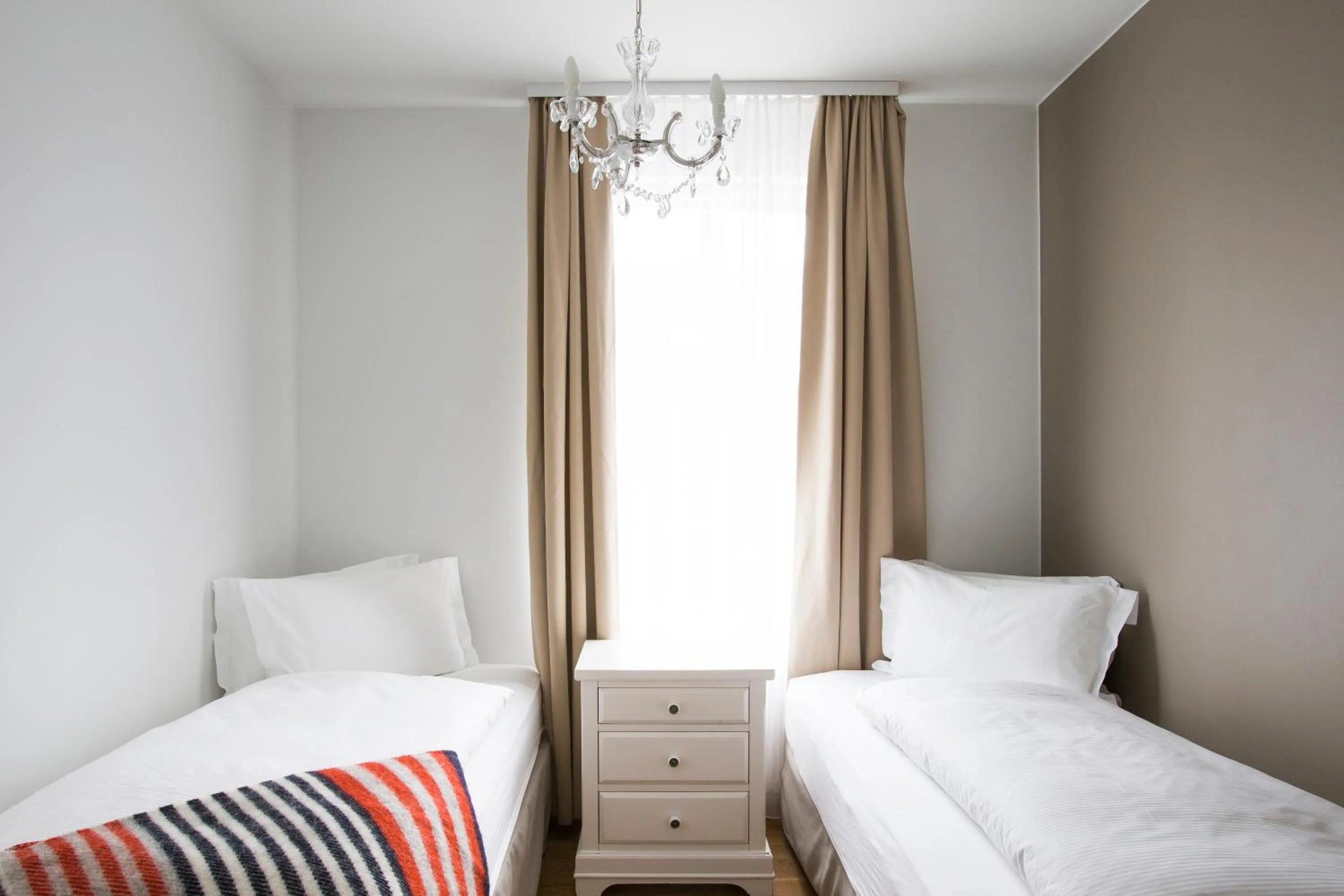 Bed in Ódinsvé Hotel Apartments