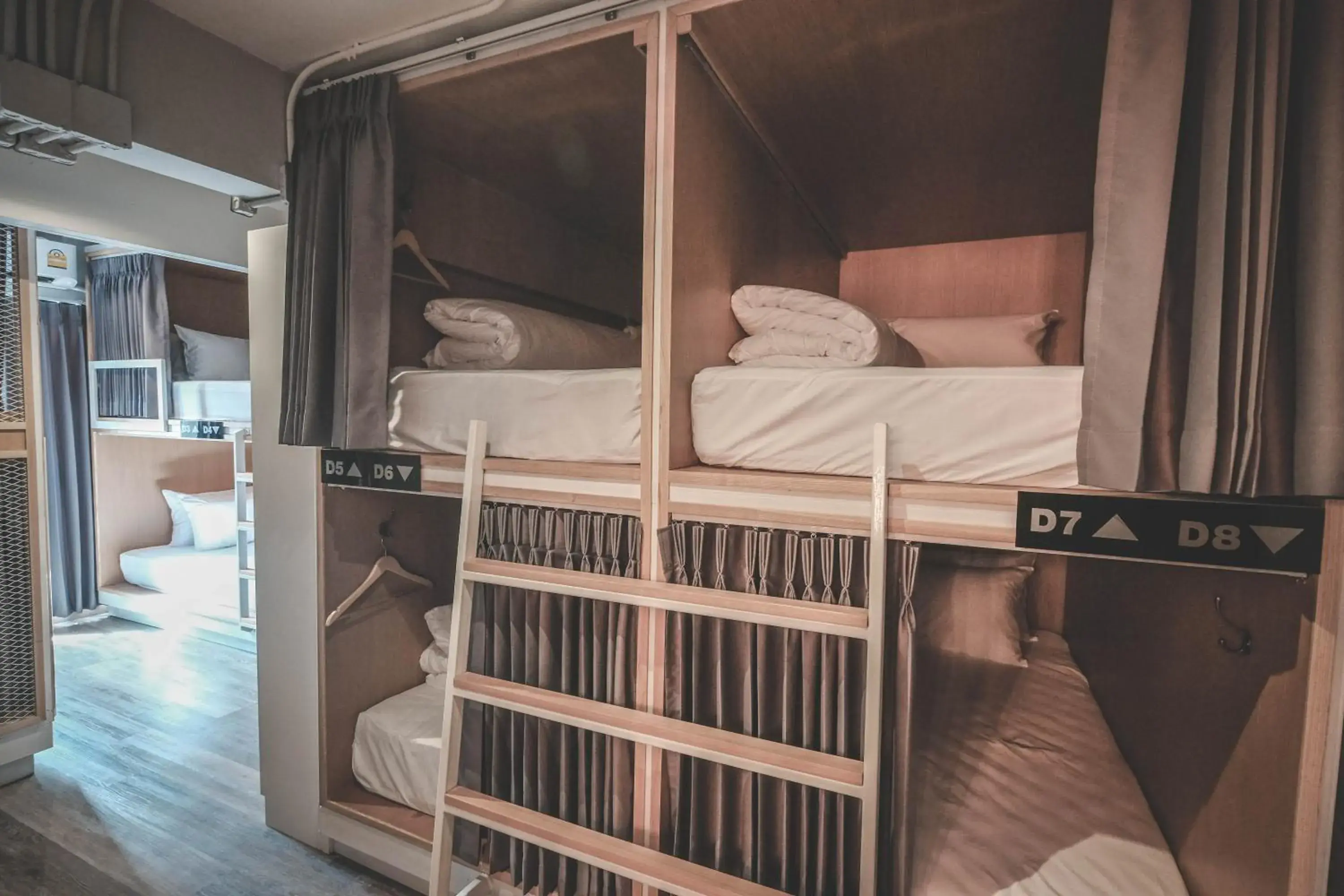 Bed in 8-Bed Female Dormitory Room in Stay Thapae Hostel Bed in 8-Bed Female Dormitory Room in Stay Thapae Hostel