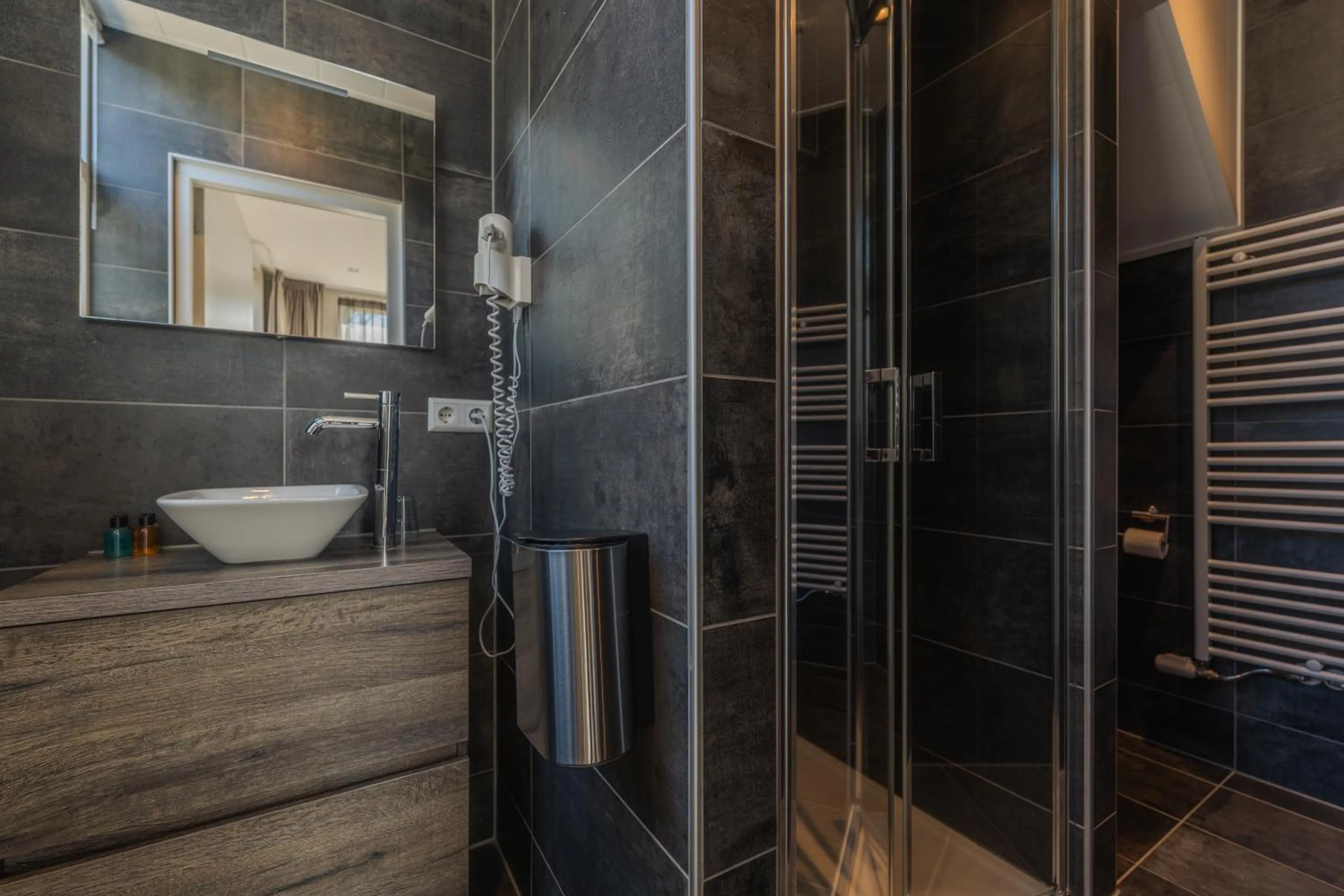 Bathroom in B&B Dennenbos