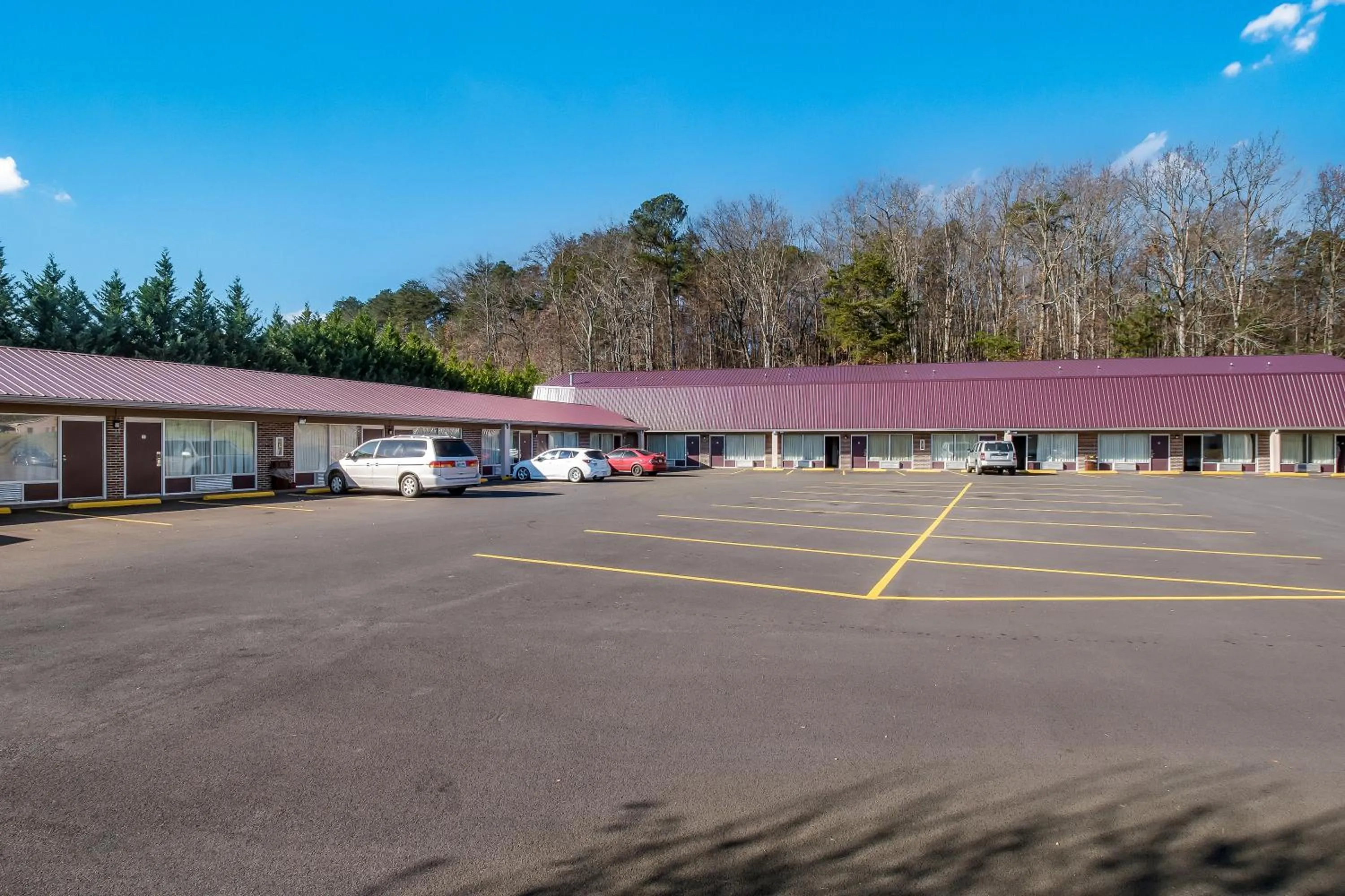 Knights Inn - Cleveland